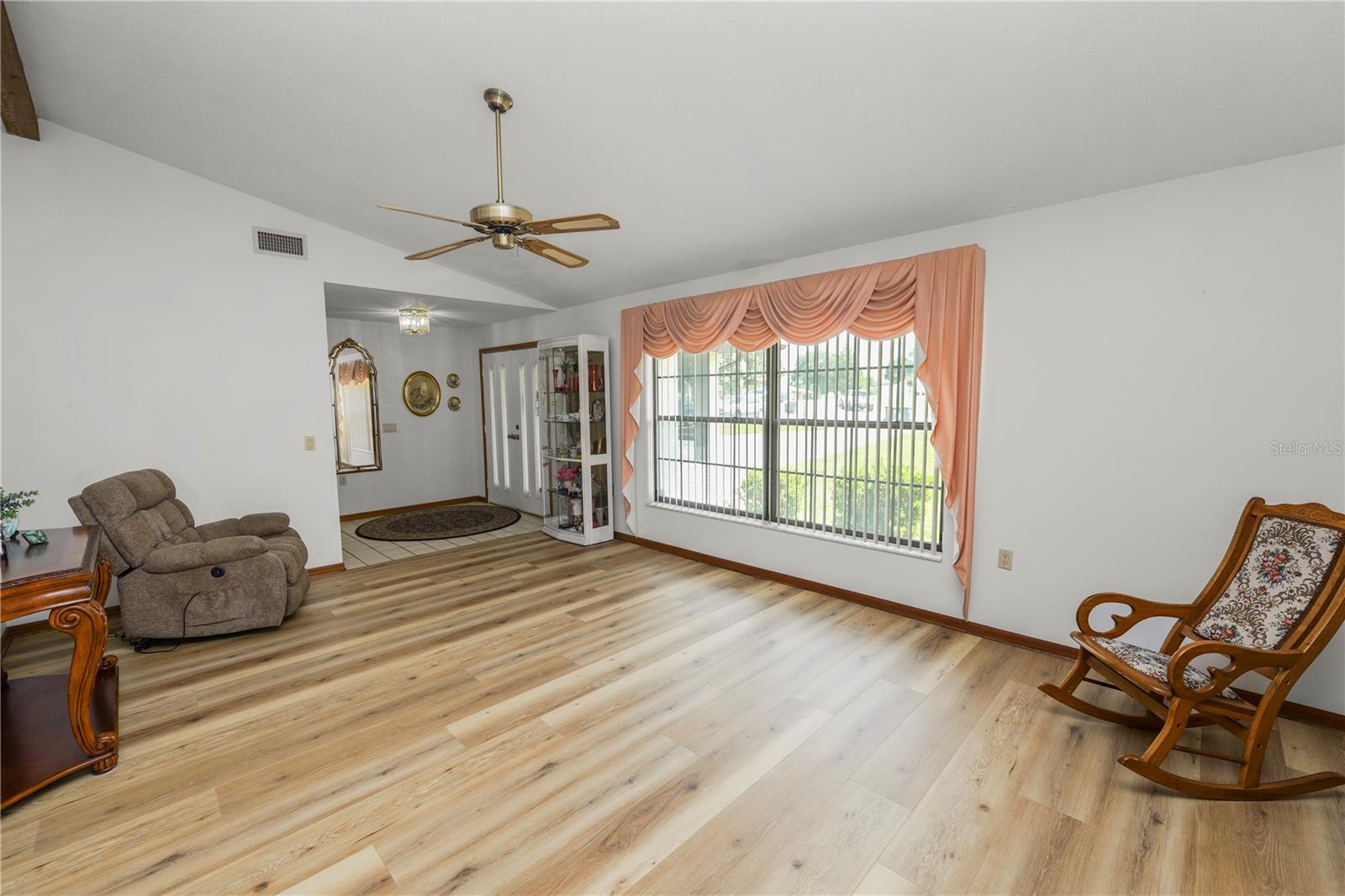 CEDAR KNOLL - Residential