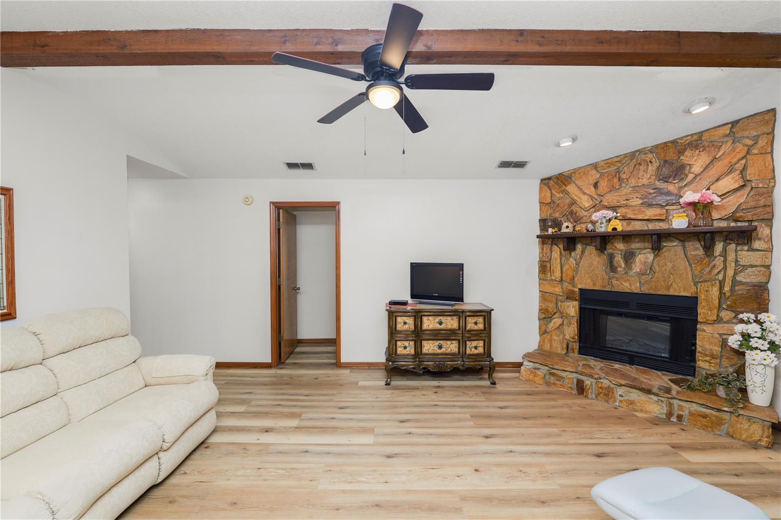 CEDAR KNOLL - Residential