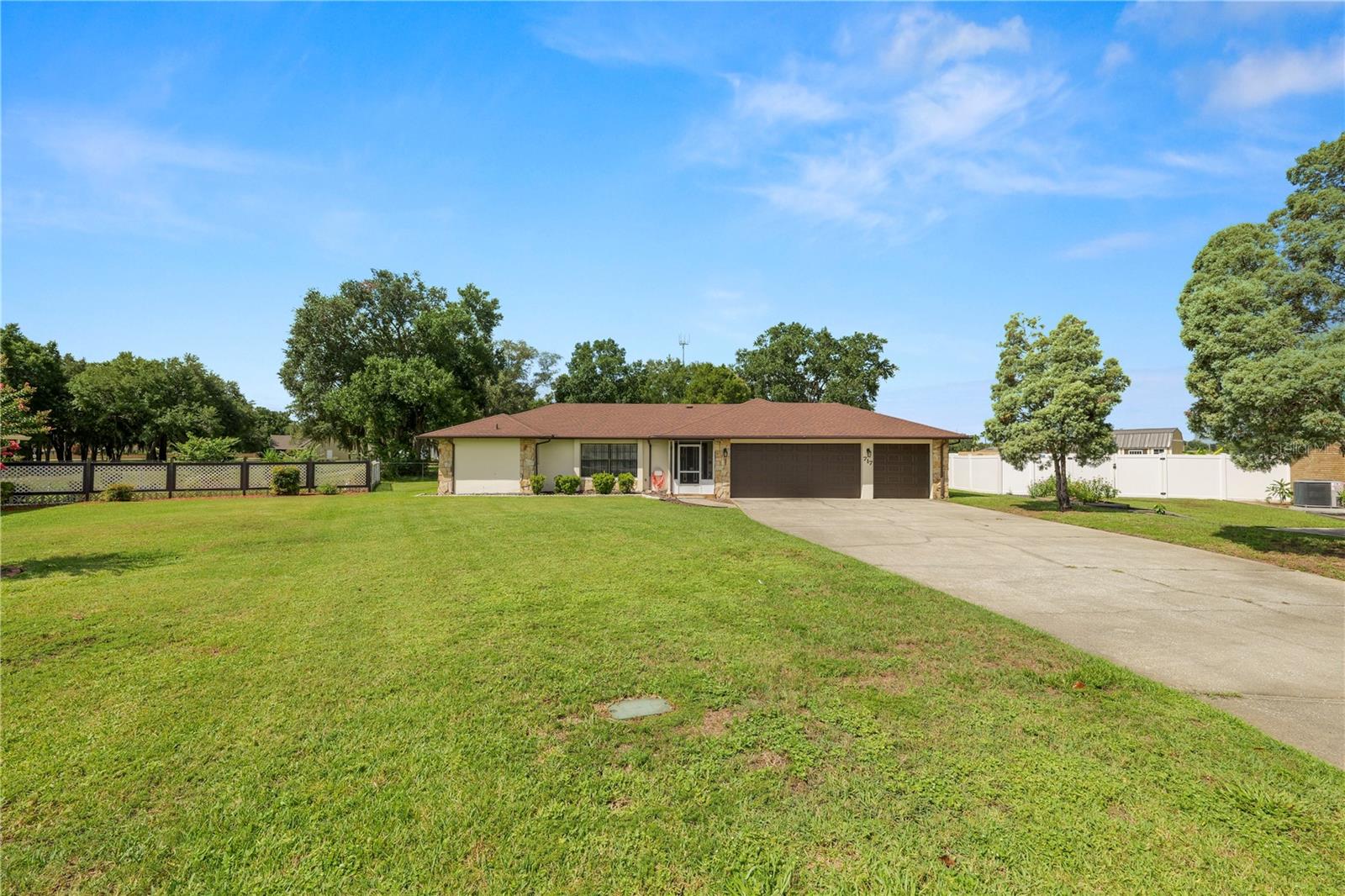 CEDAR KNOLL - Residential
