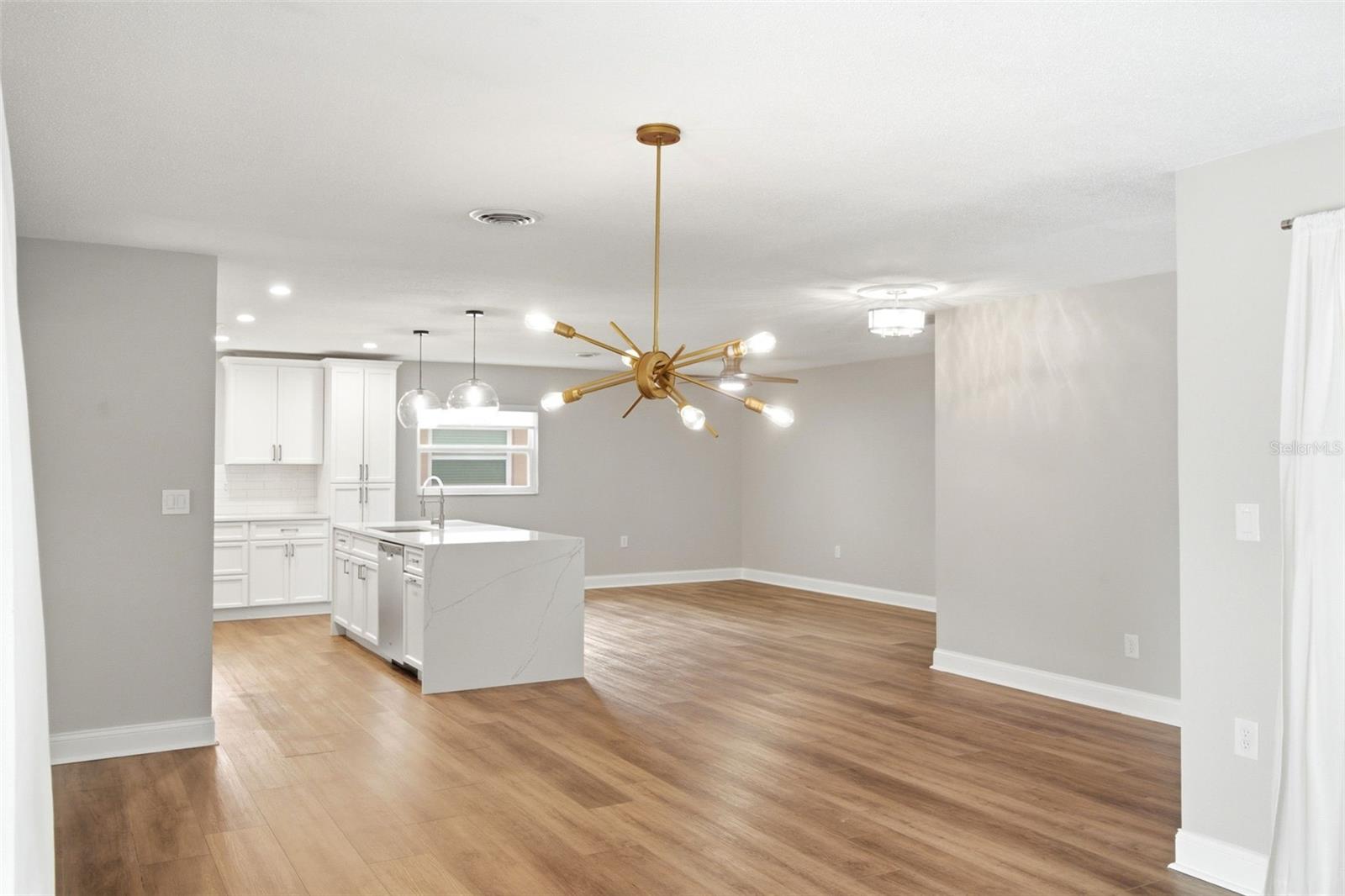 FLORENCE HEIGHTS - Residential