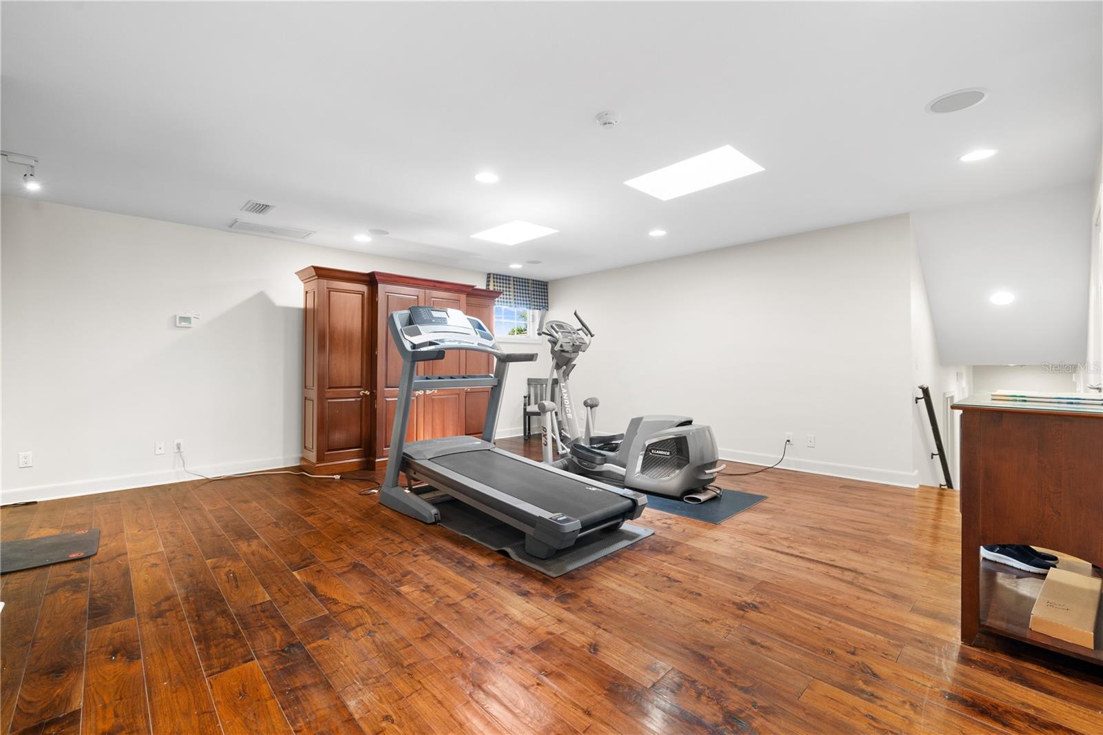 SEMINOLE LAKE COUNTRY CLUB ESTATES - Residential