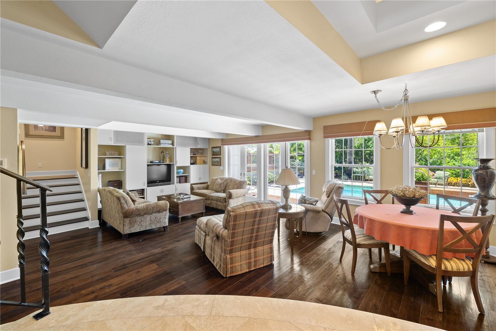 SEMINOLE LAKE COUNTRY CLUB ESTATES - Residential
