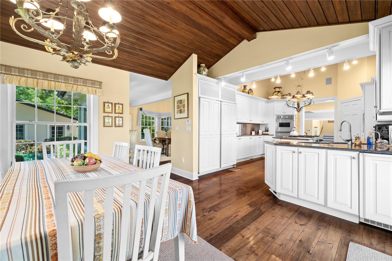 SEMINOLE LAKE COUNTRY CLUB ESTATES - Residential