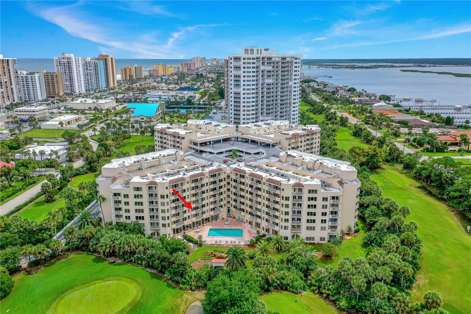 OCEANS CLOVERLEAF CONDO - Residential