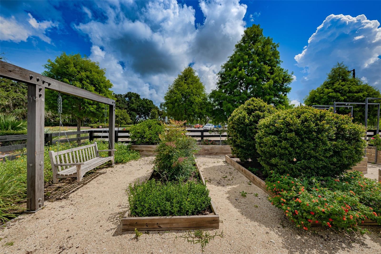 STARKEY RANCH - Residential