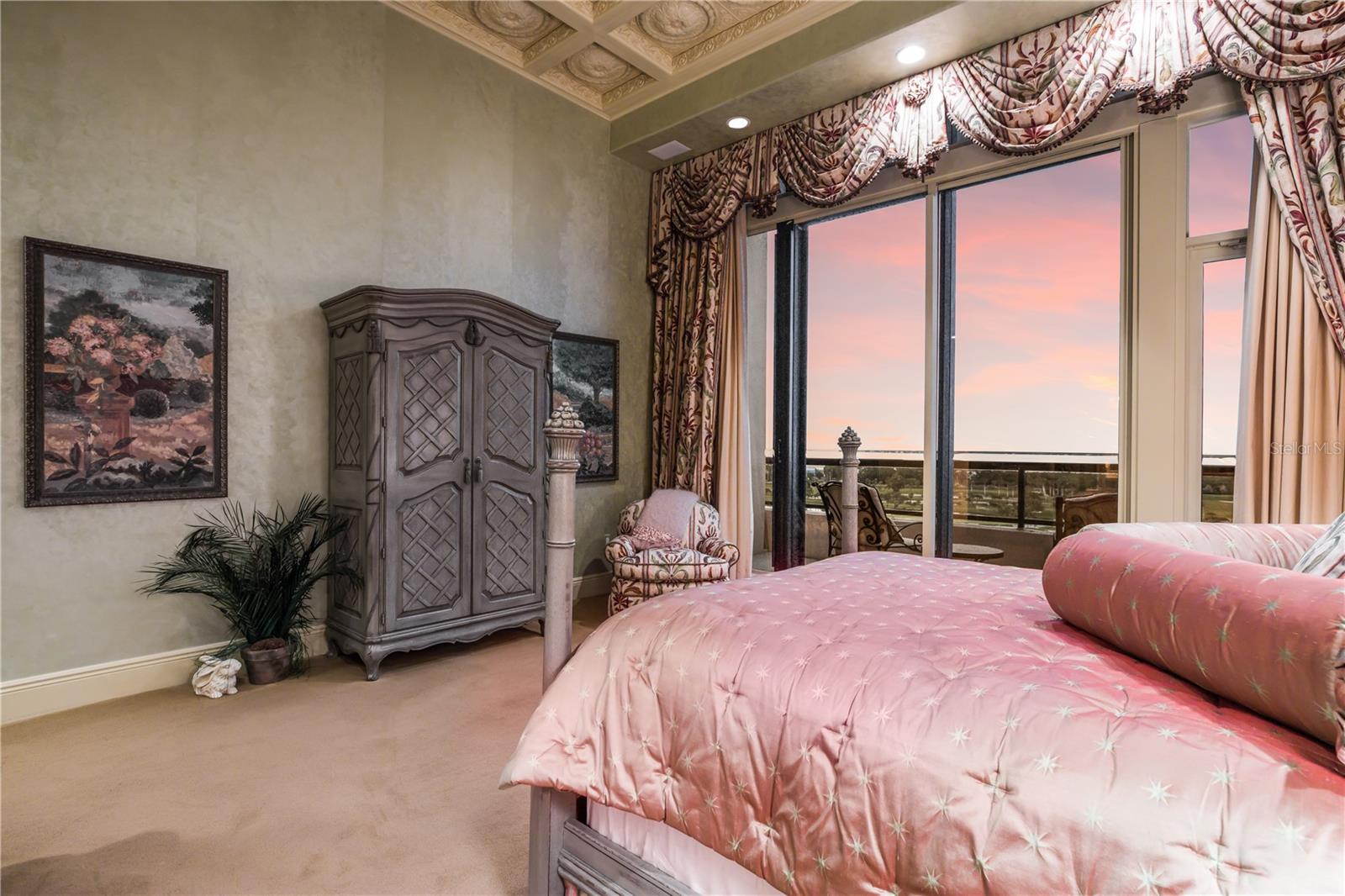 L AMBIANCE 1 - Residential