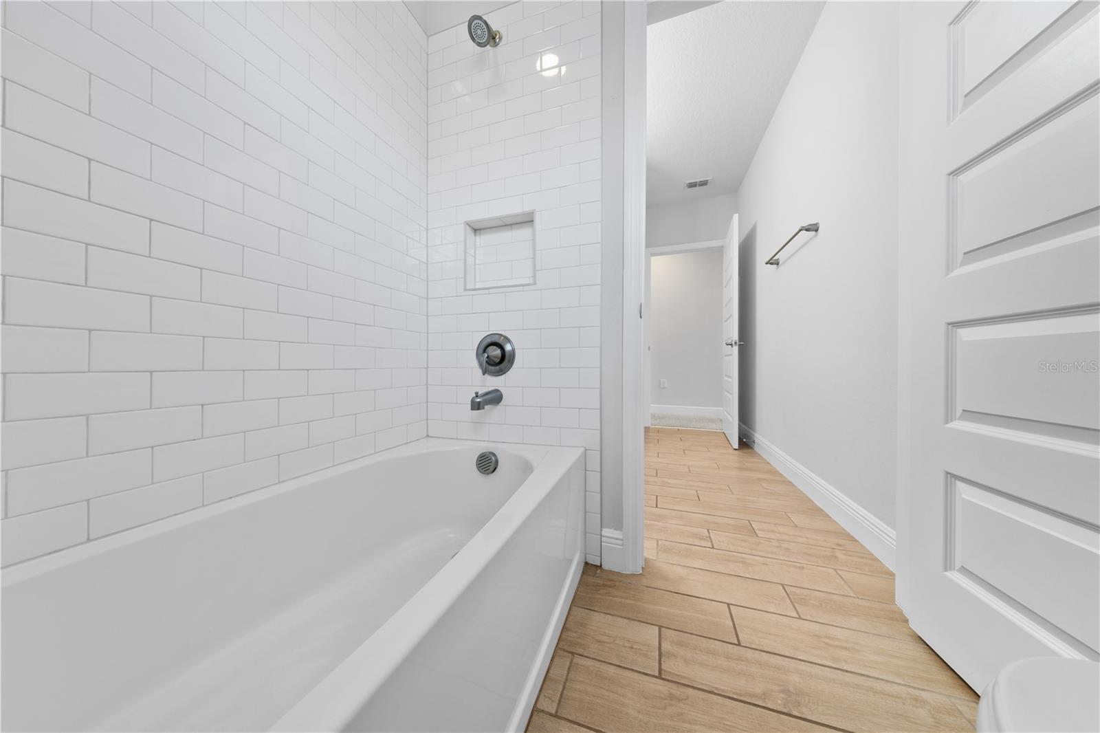 WATERLEIGH PH 3B 3C & 3D - Residential Lease