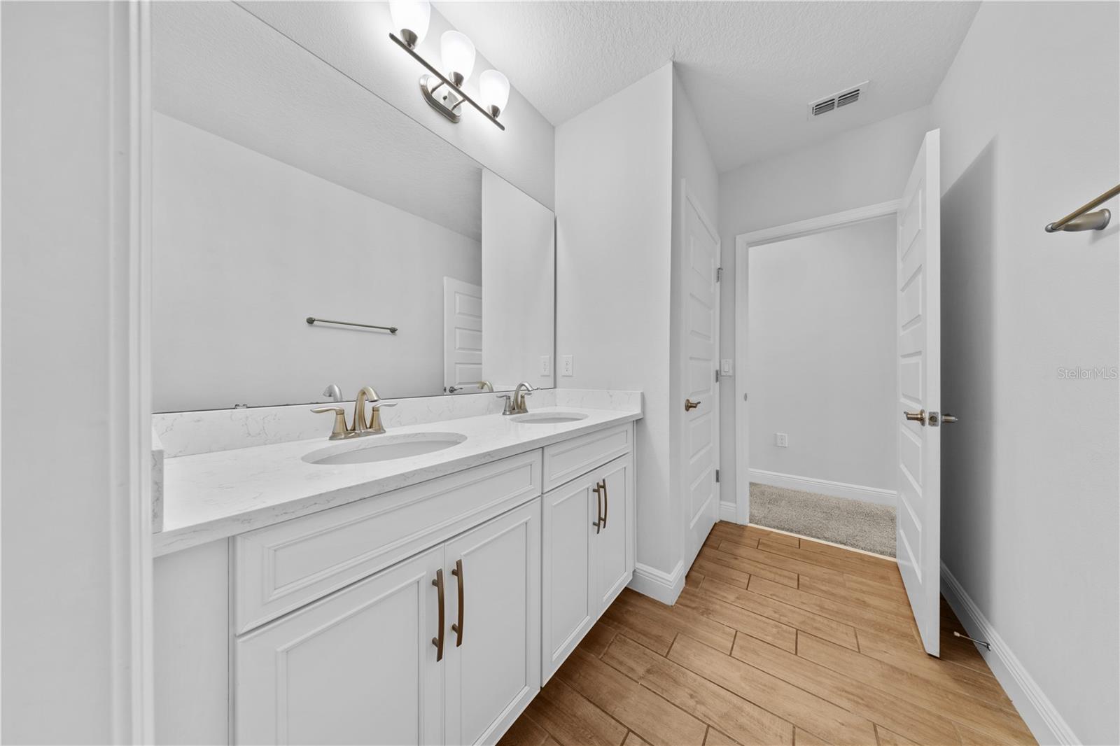 WATERLEIGH PH 3B 3C & 3D - Residential Lease
