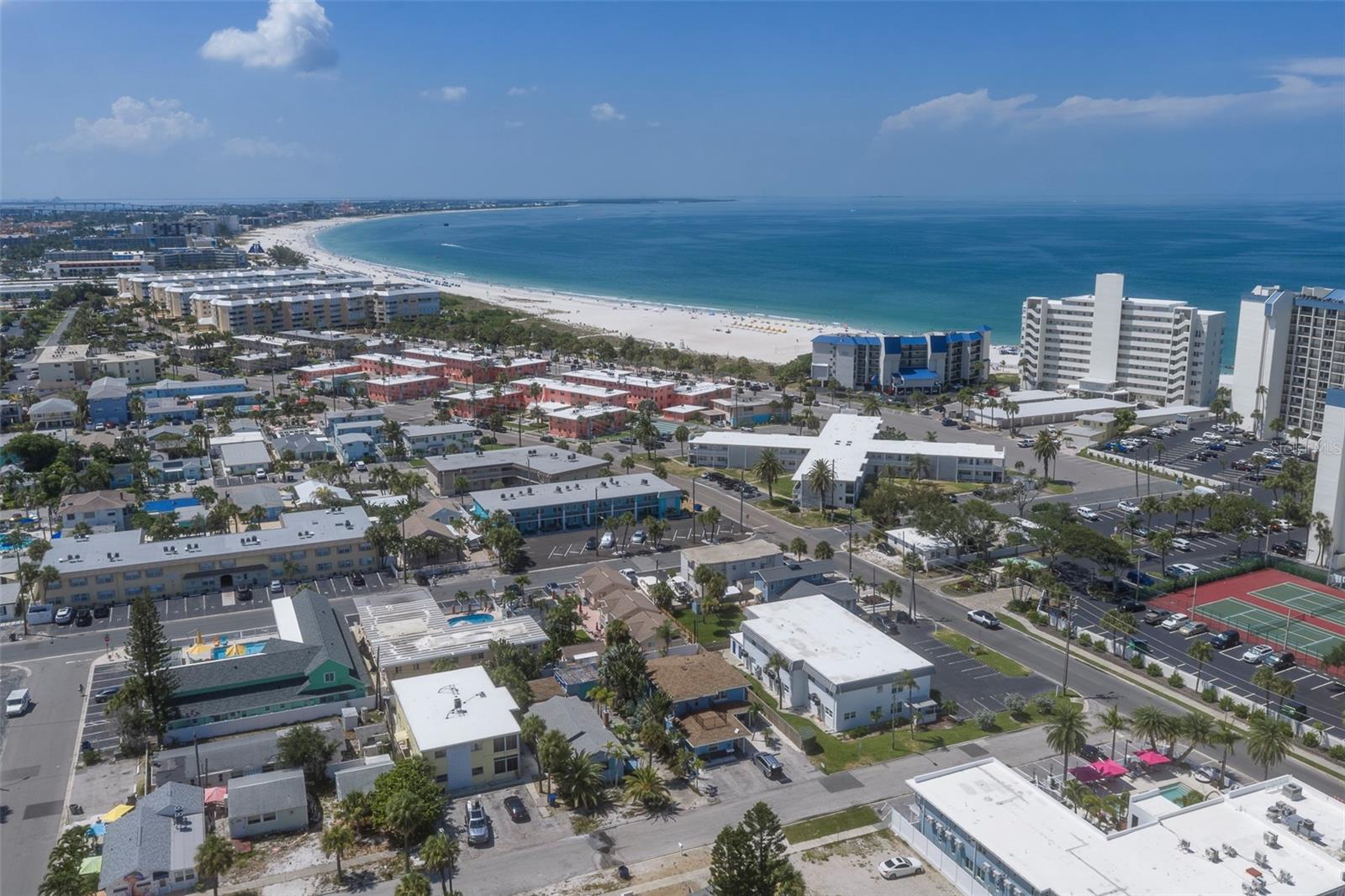 VENTA APTS CONDO - Residential Lease