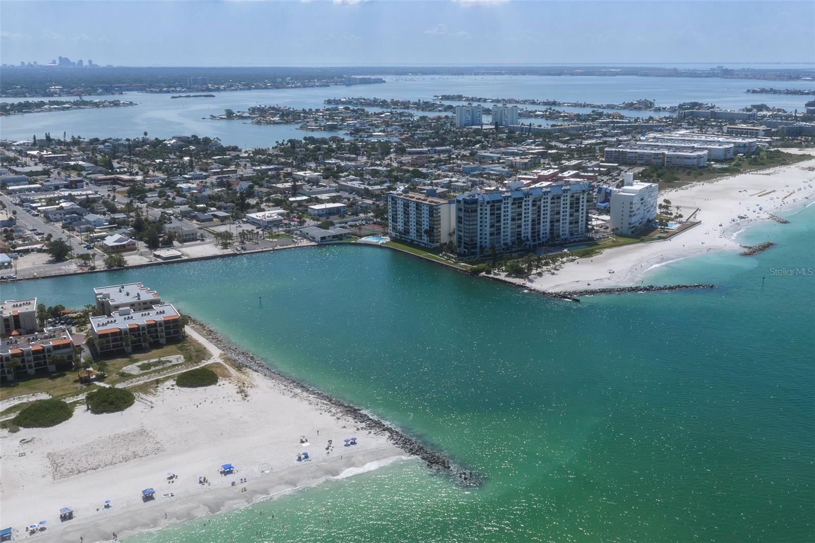 VENTA APTS CONDO - Residential Lease