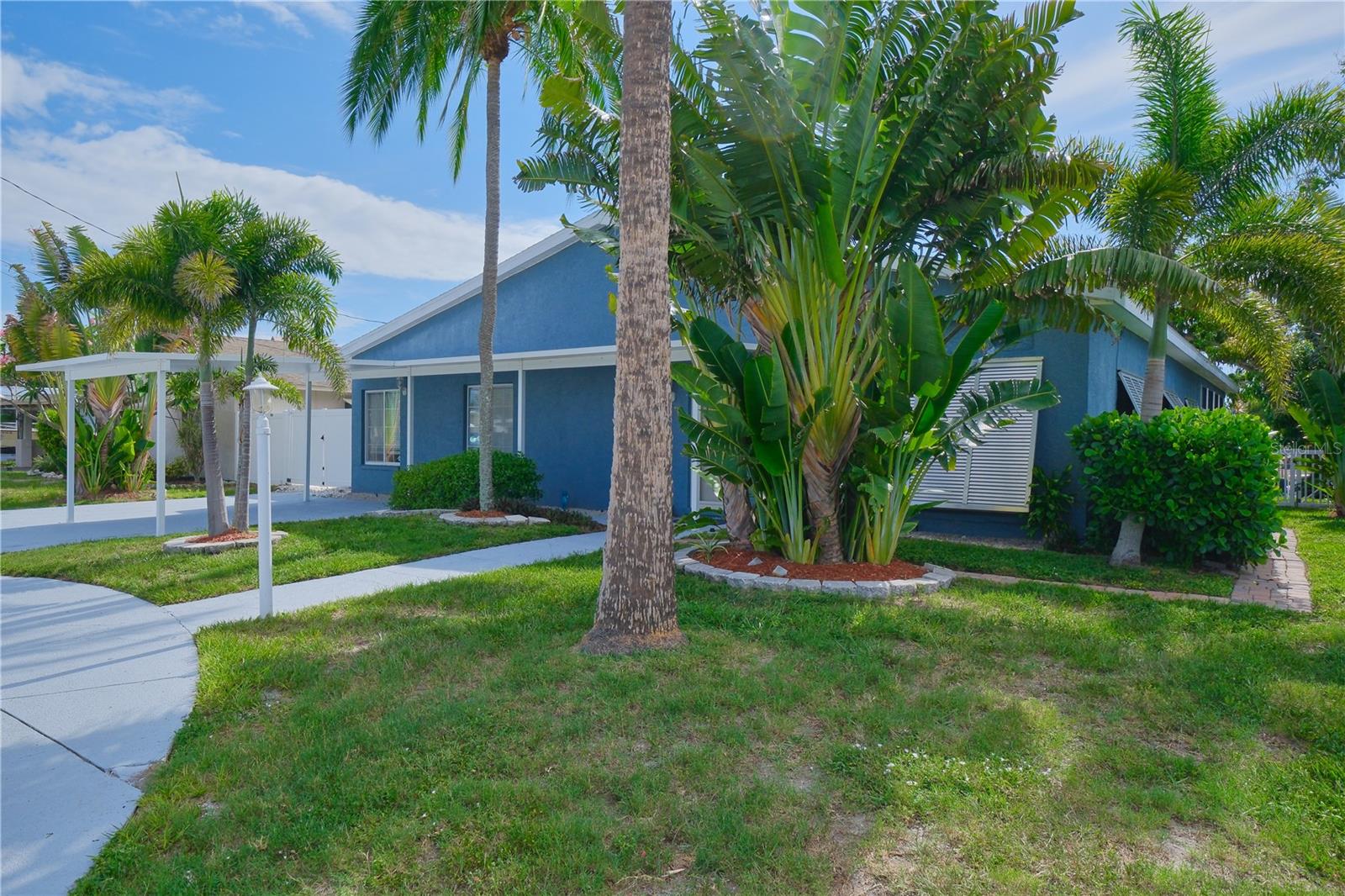 BAYSHORE GARDENS SEC 4 - Residential