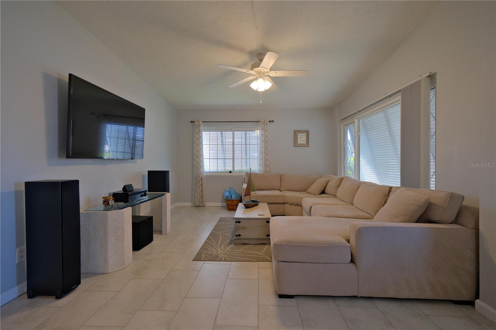 BAYSHORE GARDENS SEC 4 - Residential