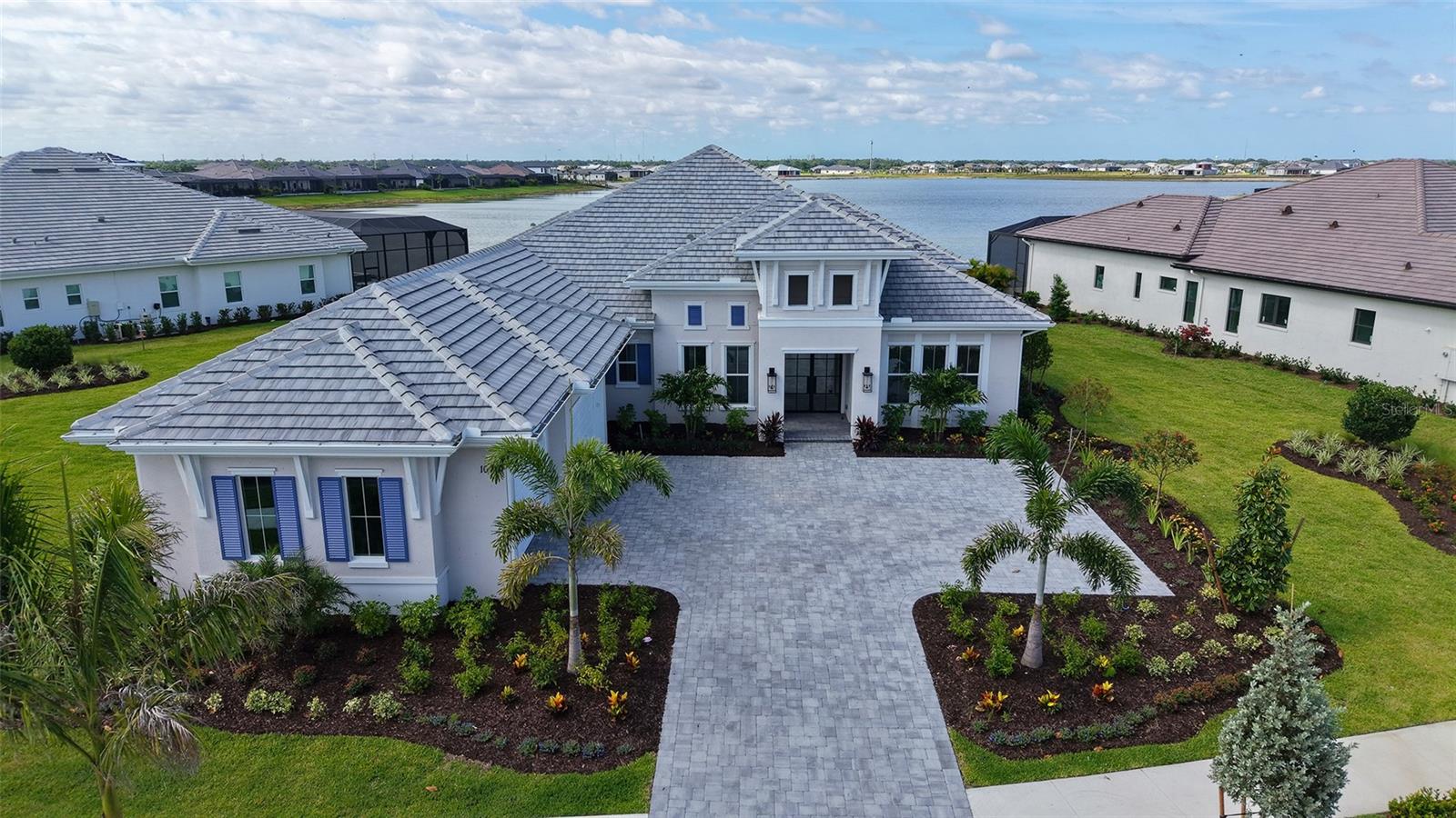 WILD BLUE/WATERSIDE PH 1 - Residential