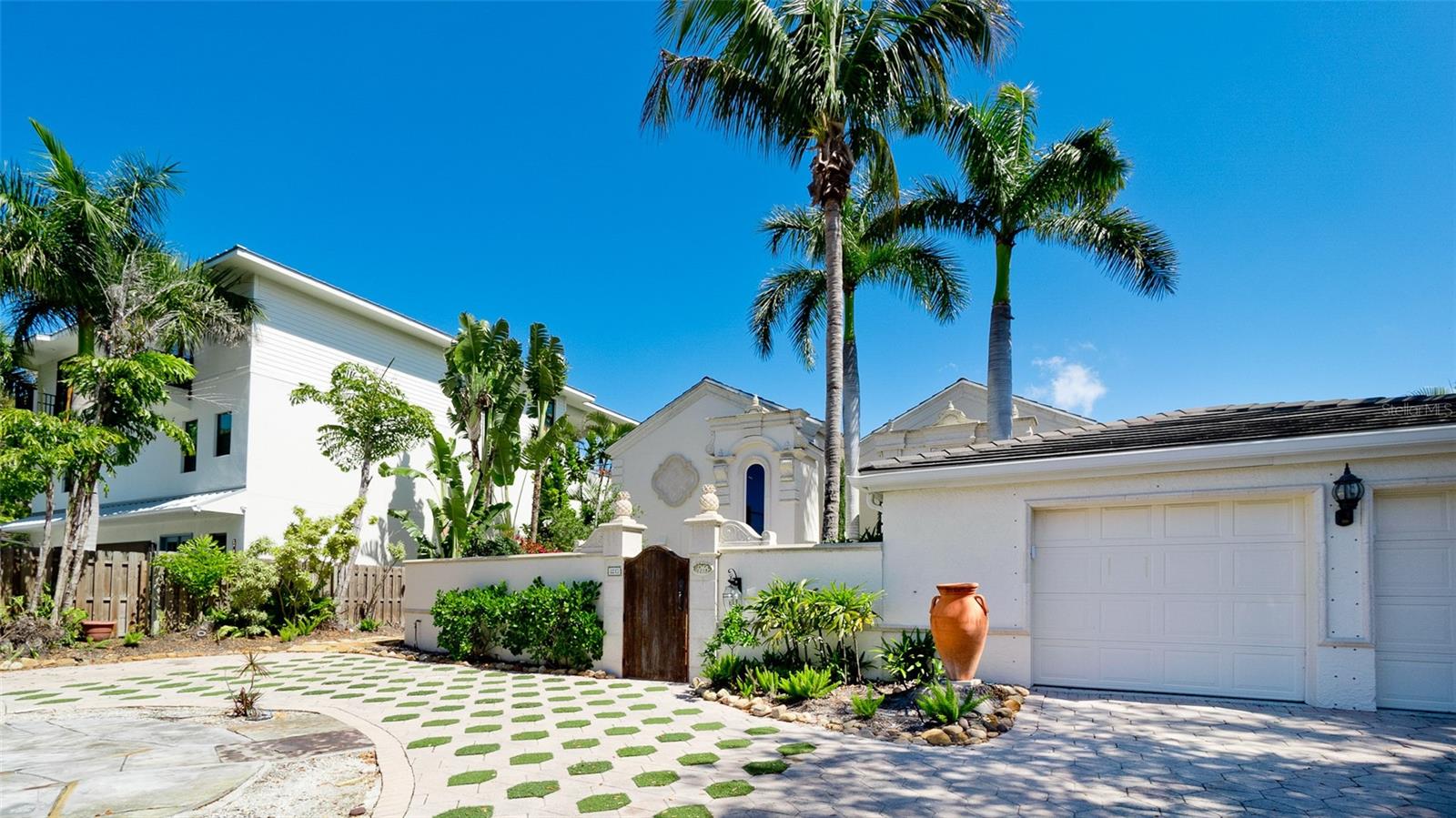 OCEAN VIEW - Residential