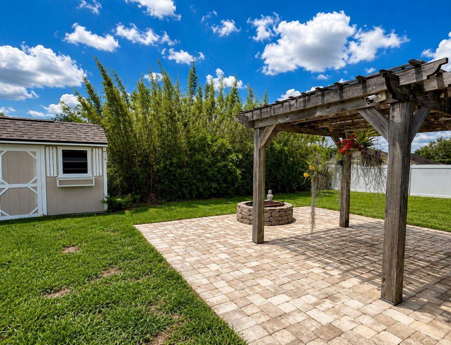 DOVES VIEW - Residential