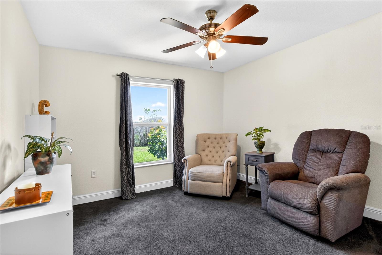 DOVES VIEW - Residential