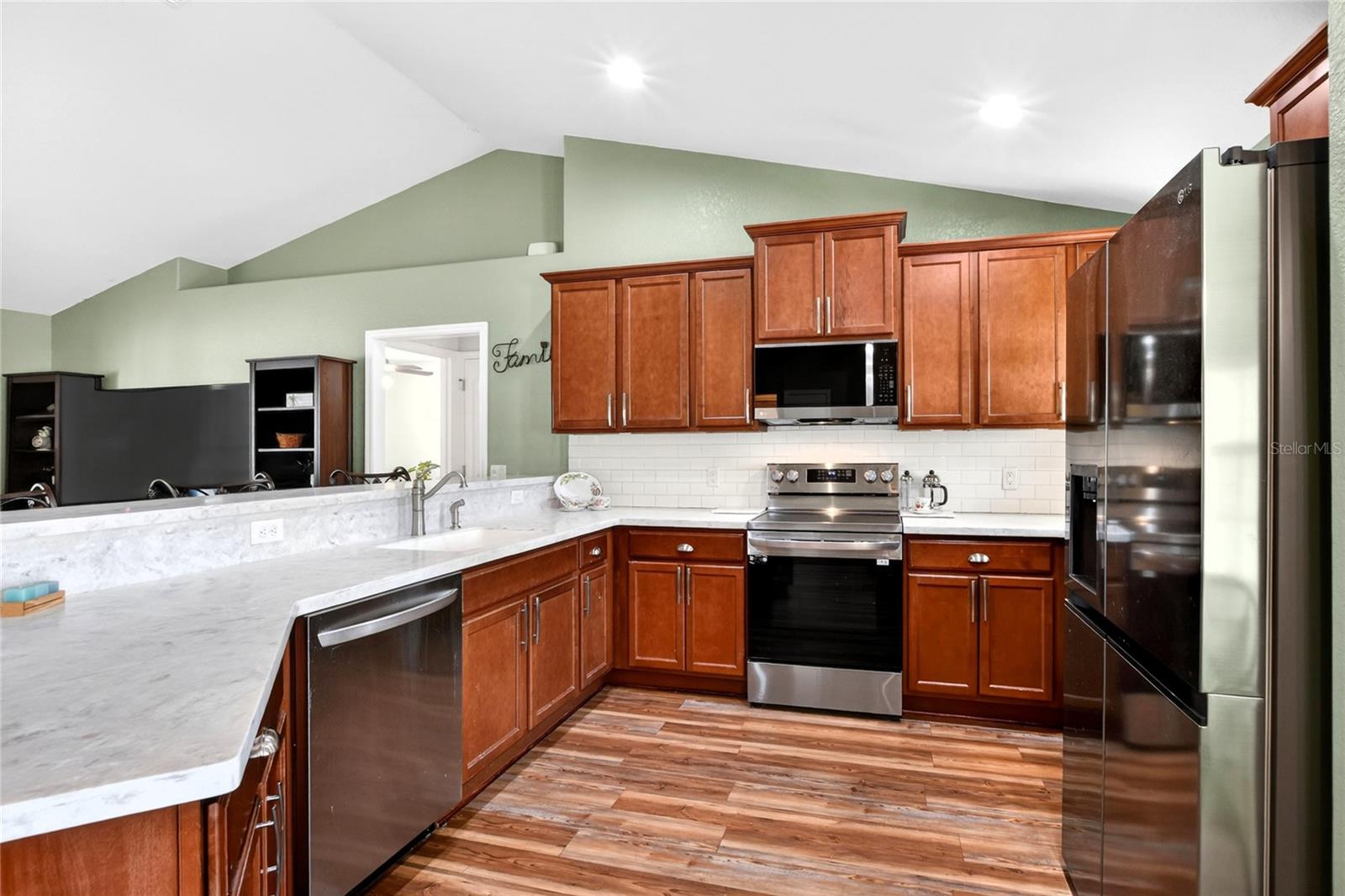 DOVES VIEW - Residential