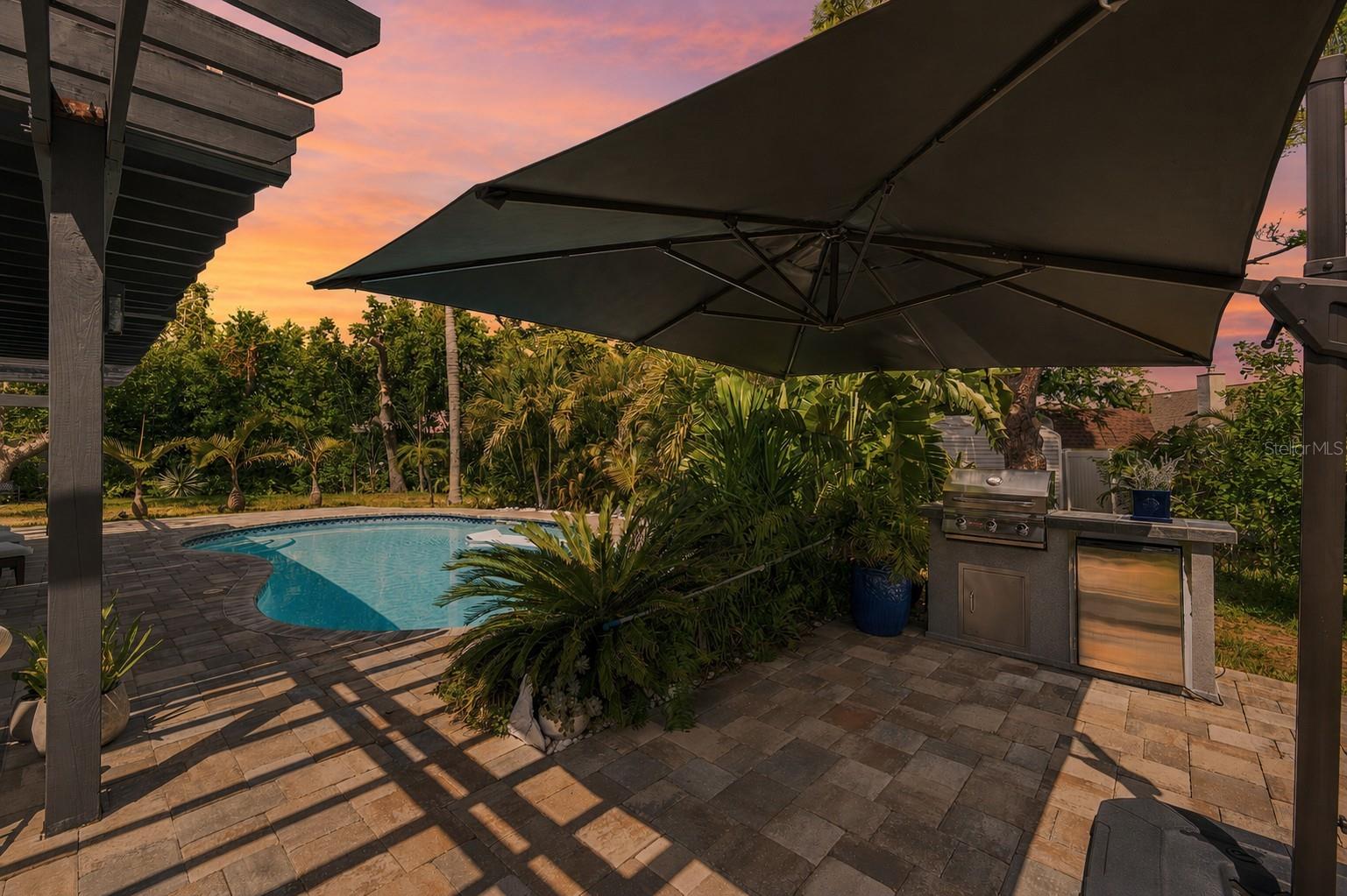 YACHT CLUB ESTATES - Residential