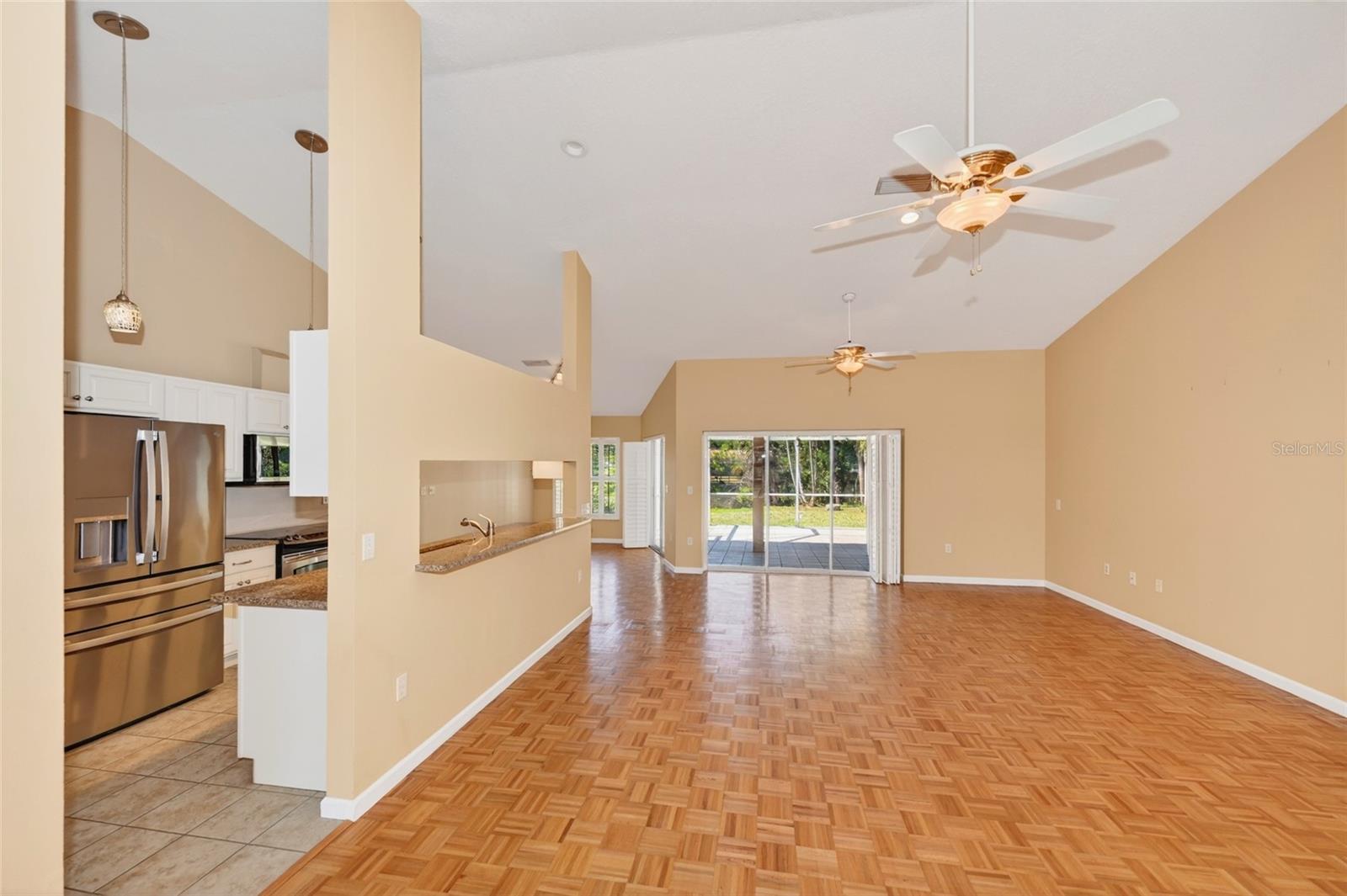 LAKEWOOD - Residential
