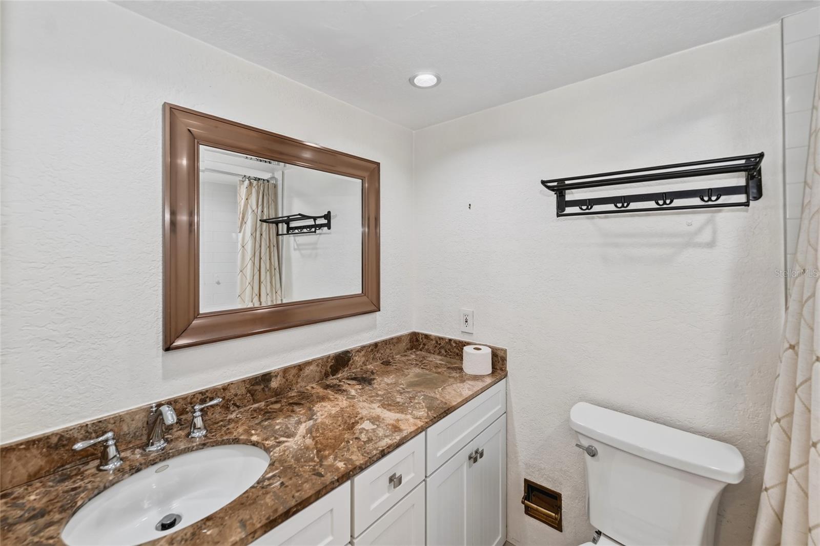 CORDOVA GARDENS III - Residential Lease