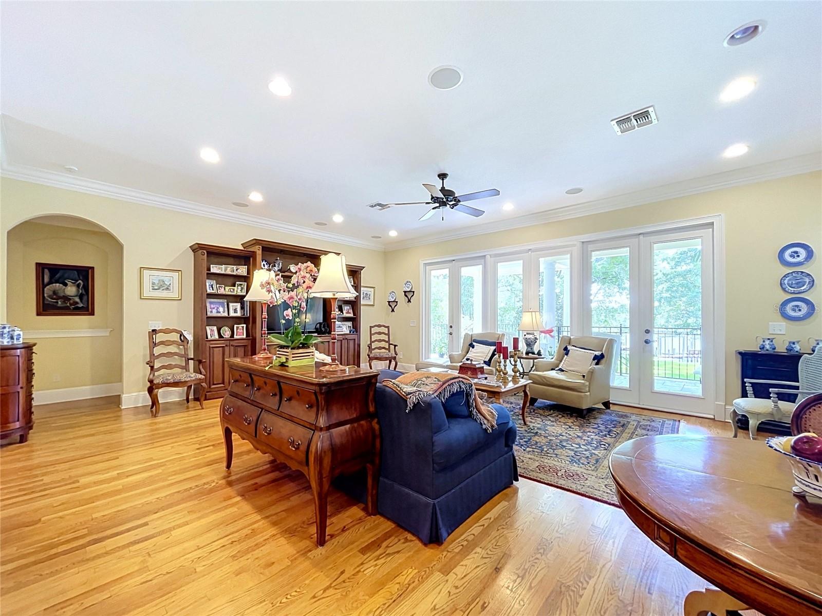 BUFFALO HEIGHTS - Residential