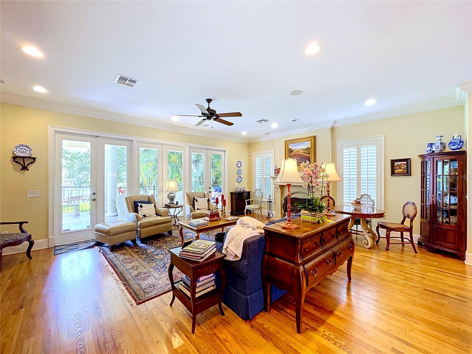 BUFFALO HEIGHTS - Residential