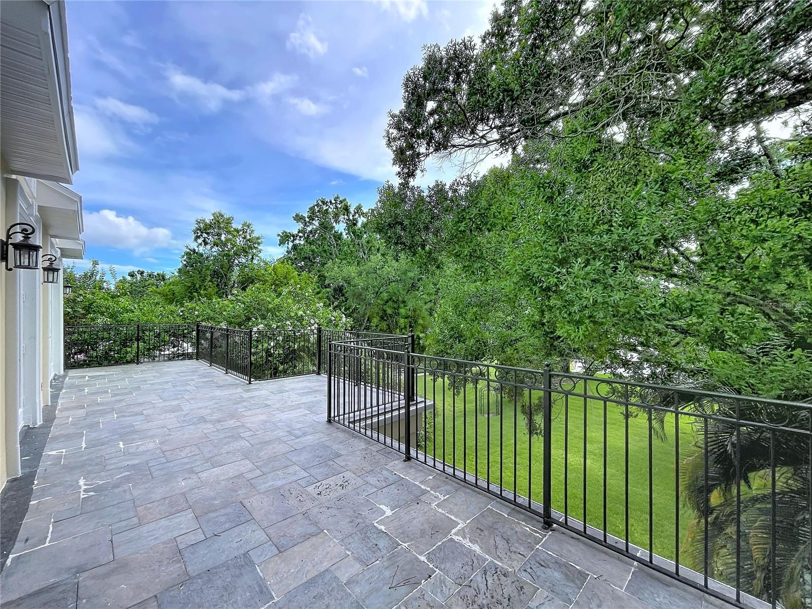 BUFFALO HEIGHTS - Residential