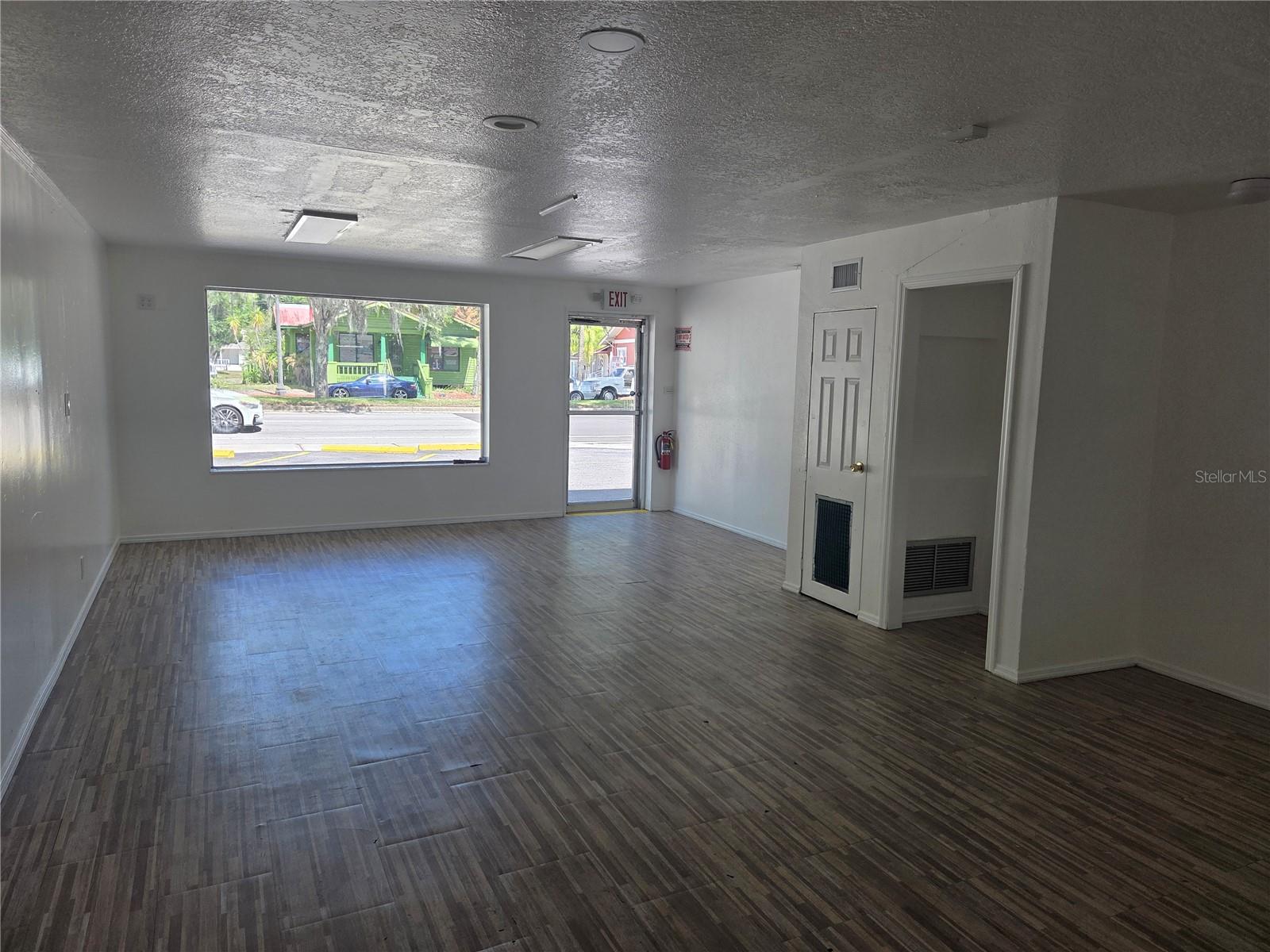 S A ROBINSONS - Commercial Sale