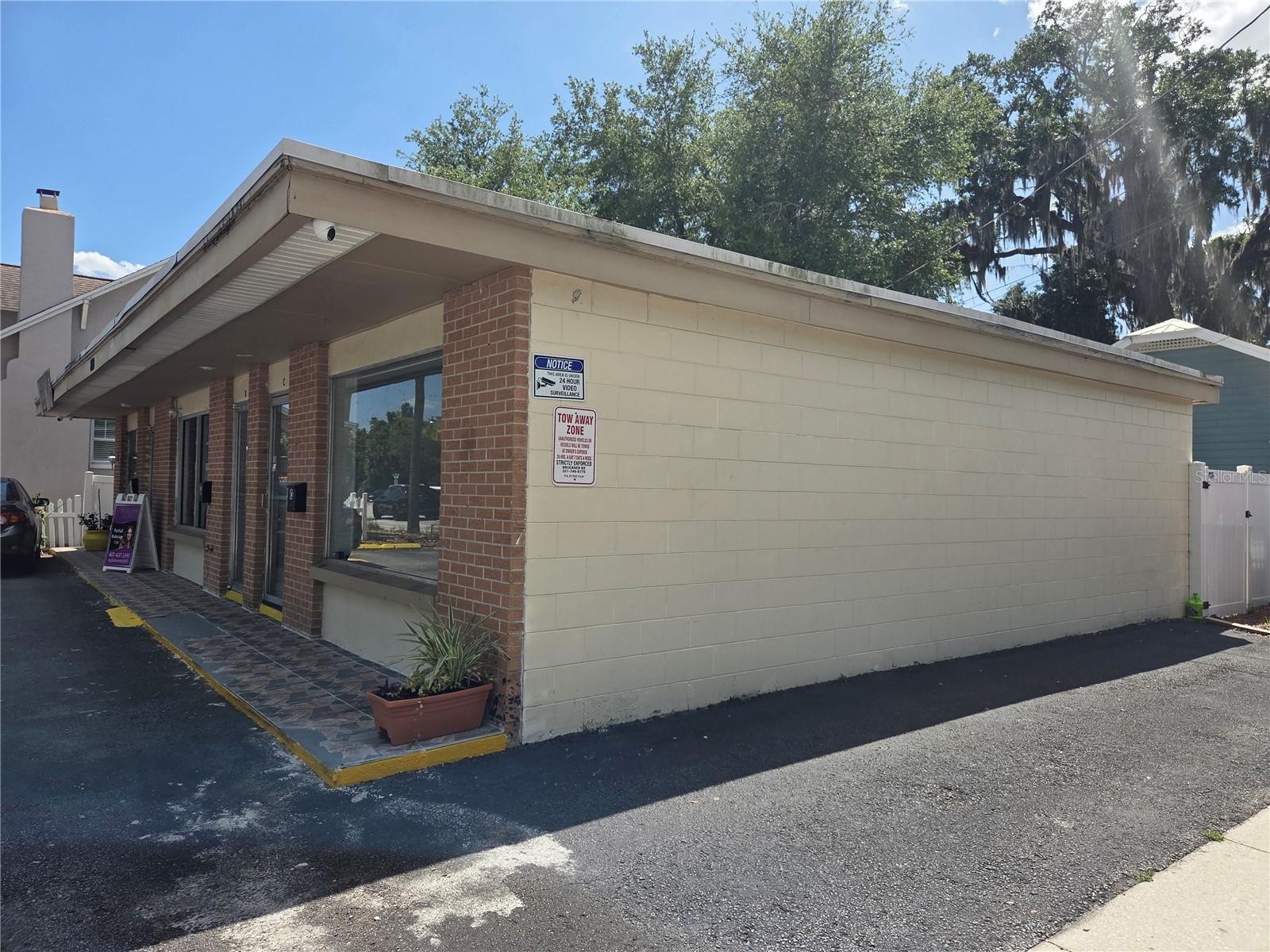 S A ROBINSONS - Commercial Sale