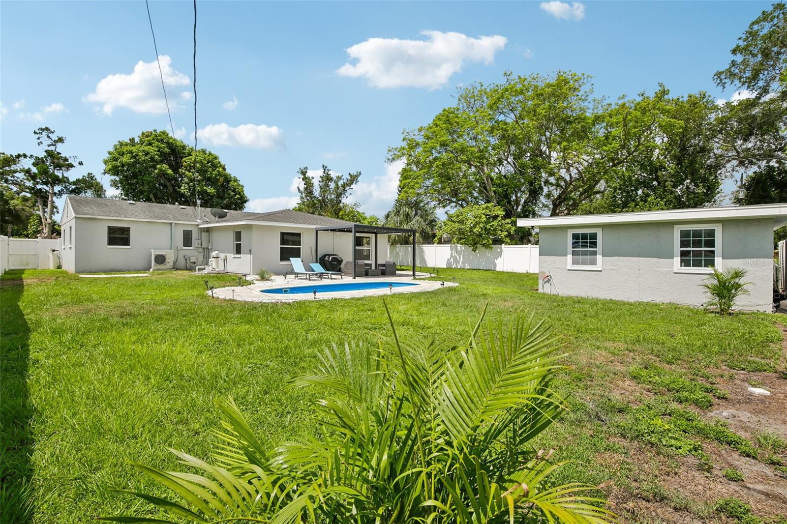 DAHLIA GARDENS - Residential