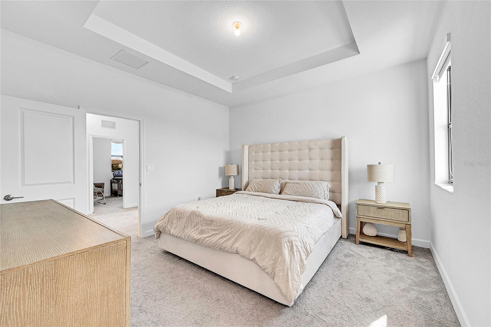 VISTA LAGO - Residential