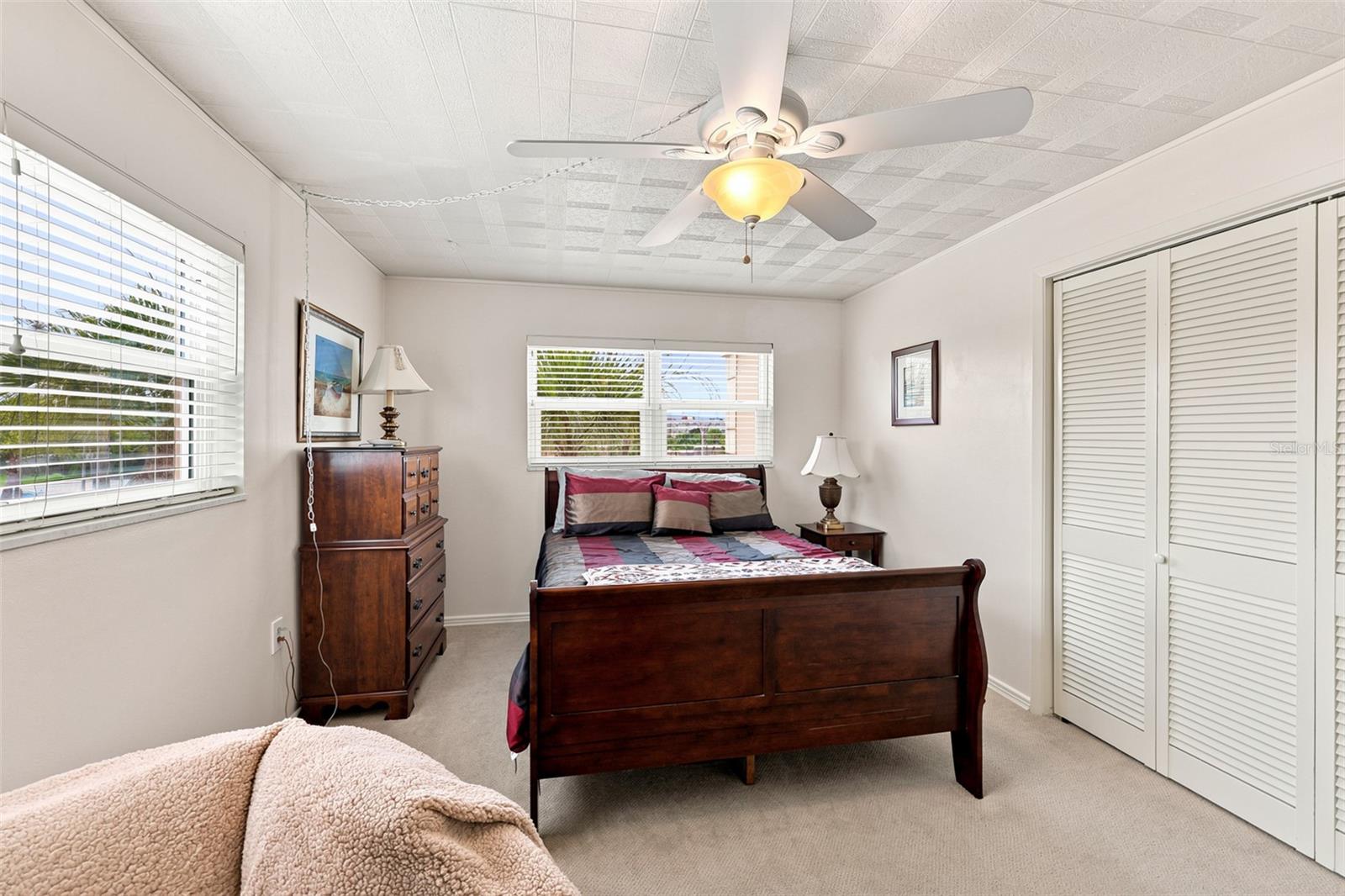 BOCA CIEGA POINT EAST - Residential