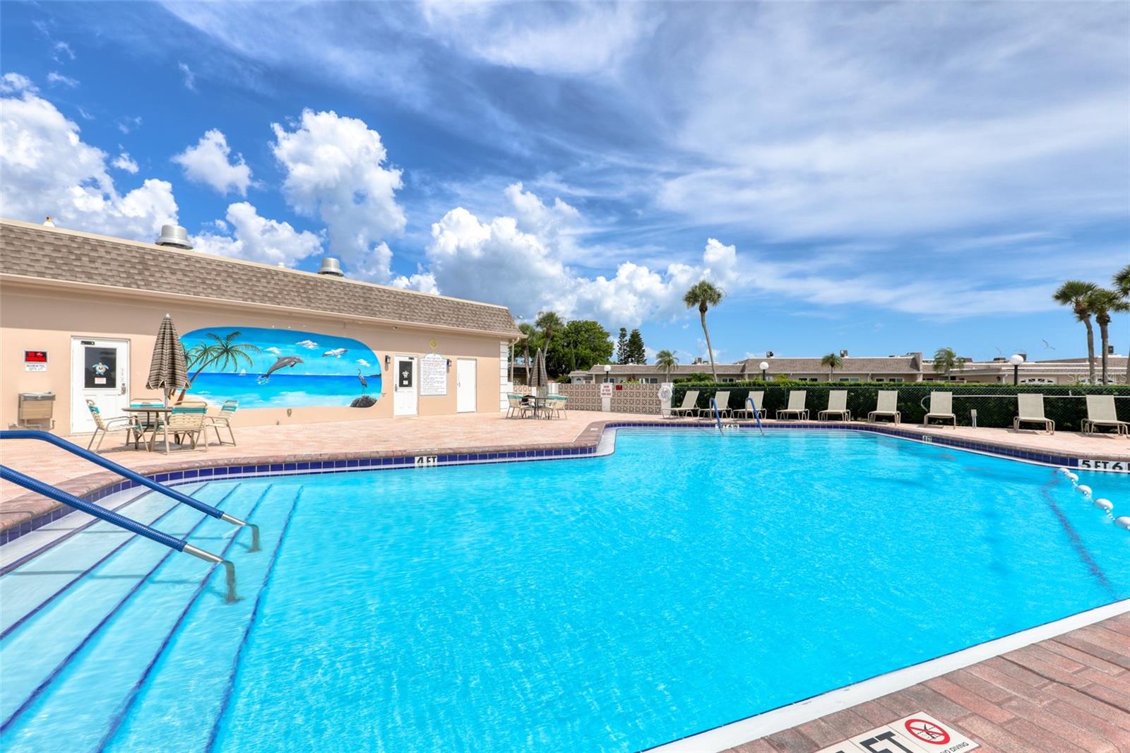 BOCA CIEGA POINT EAST - Residential