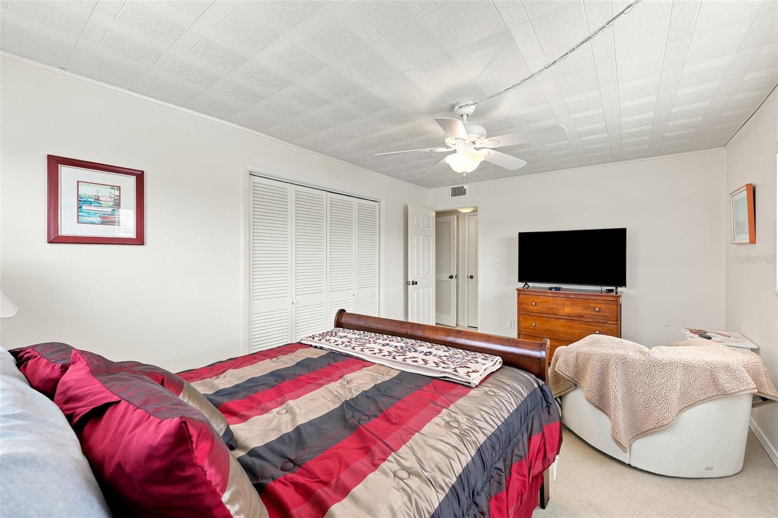 BOCA CIEGA POINT EAST - Residential
