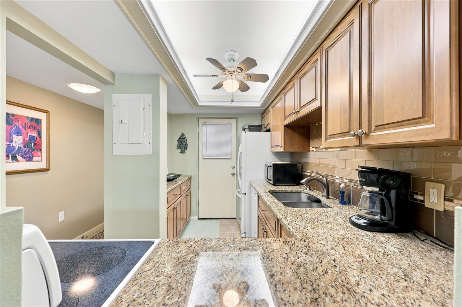 BOCA CIEGA POINT EAST - Residential