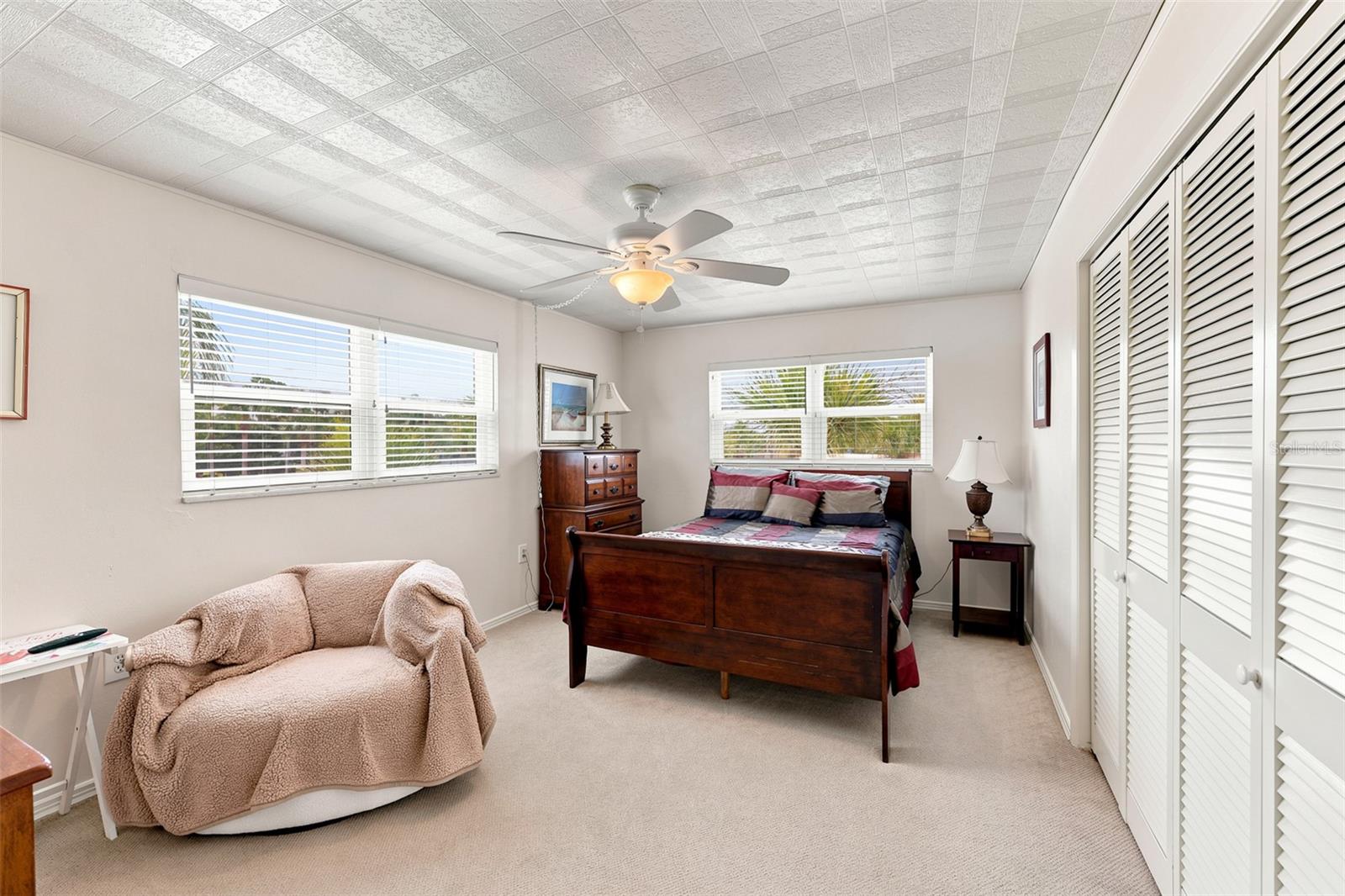 BOCA CIEGA POINT EAST - Residential