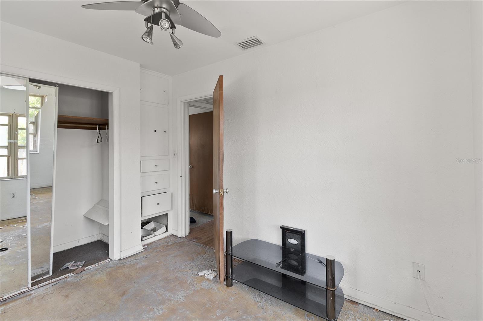 ST PETERSBURG BEACH REP - Residential Income