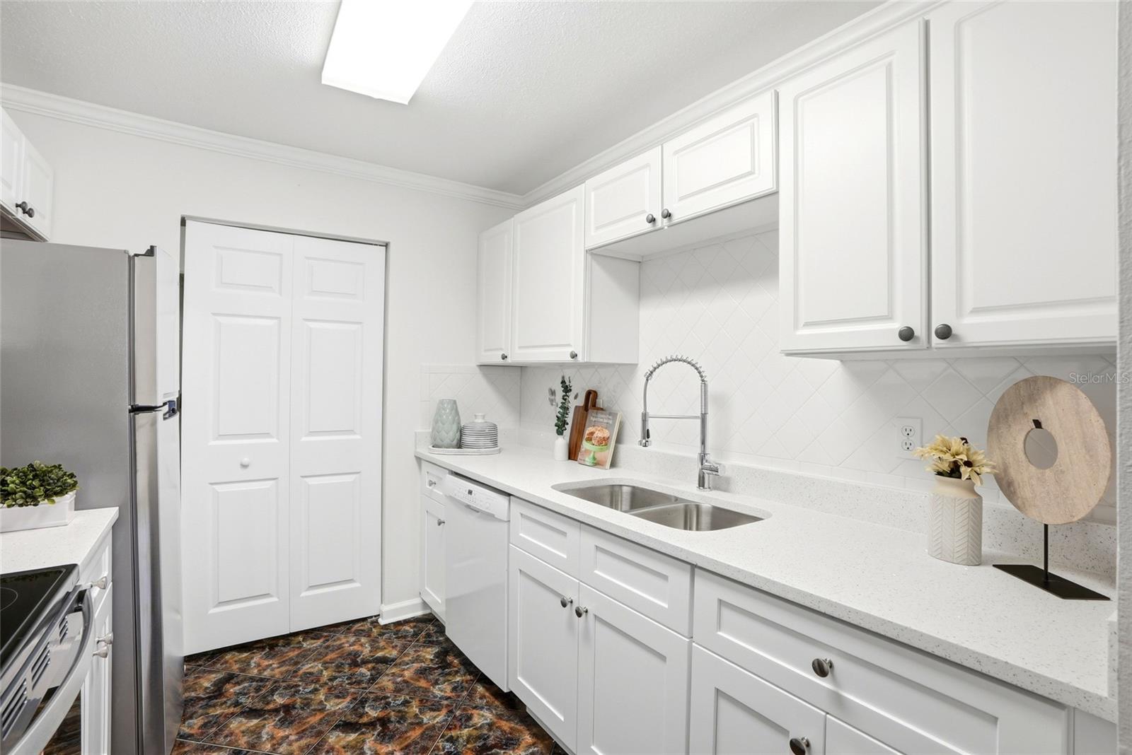 NEW HAVEN CONDO - Residential