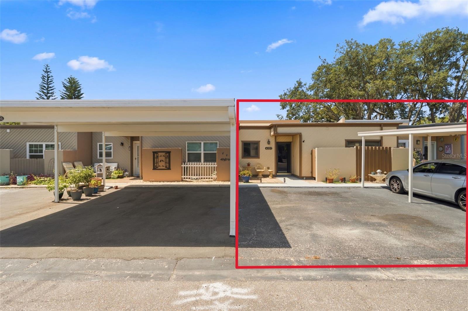 PINEWOOD VILLAS - Residential