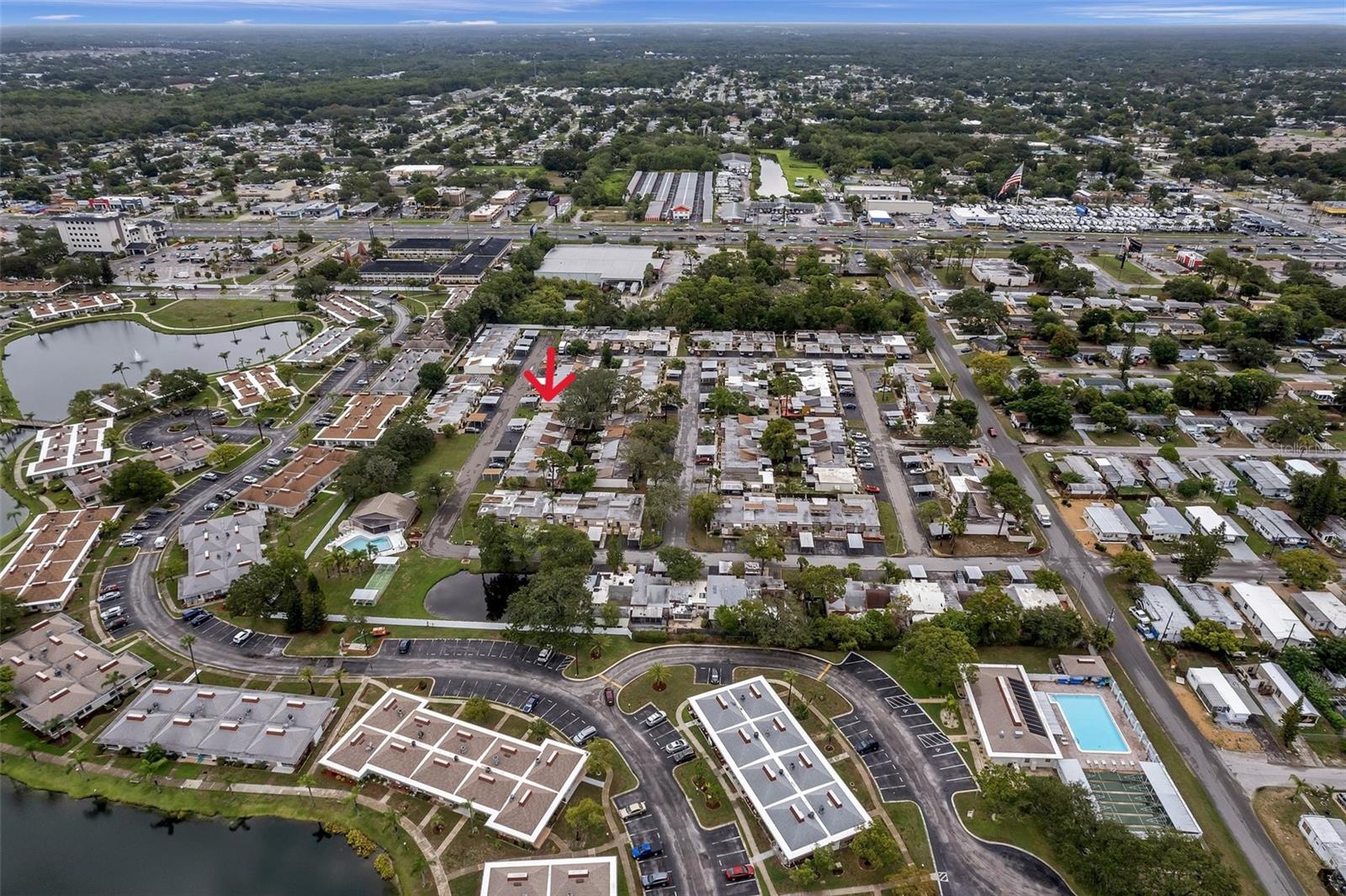 PINEWOOD VILLAS - Residential