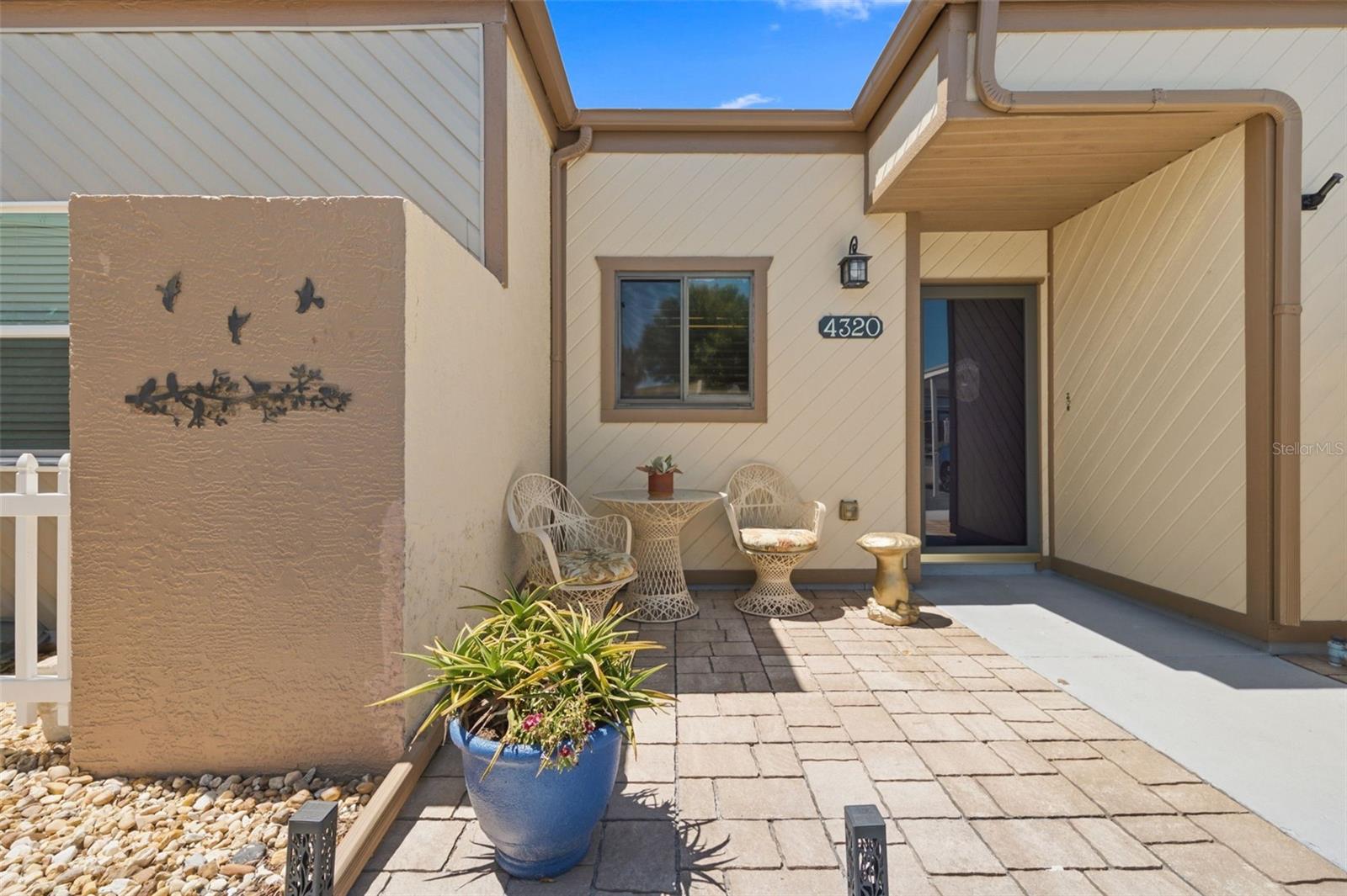 PINEWOOD VILLAS - Residential
