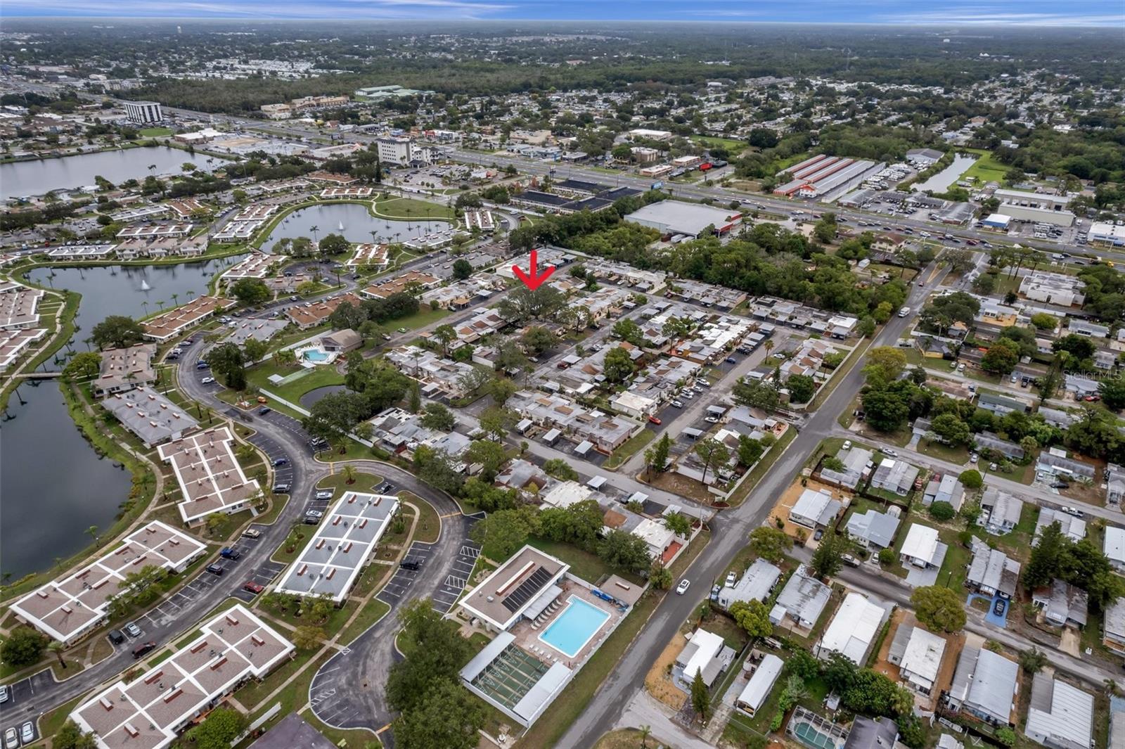 PINEWOOD VILLAS - Residential