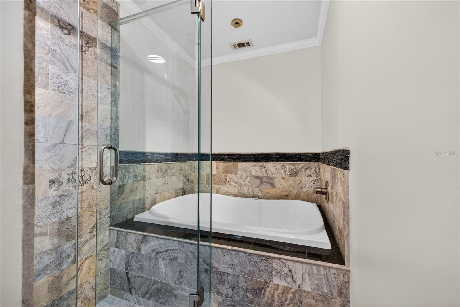 COUNTRY CLUB ADD TO OLDSMAR REV - Residential