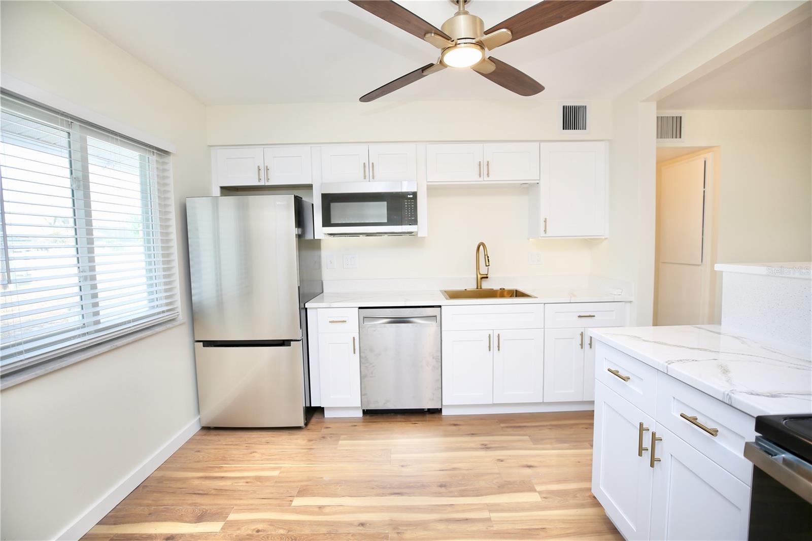 DEL WEBBS SUN CITY FLORIDA UN - Residential
