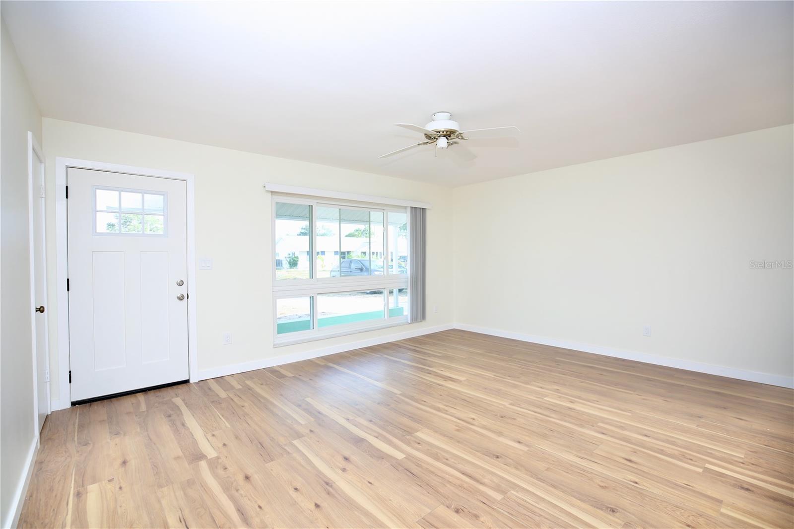 DEL WEBBS SUN CITY FLORIDA UN - Residential