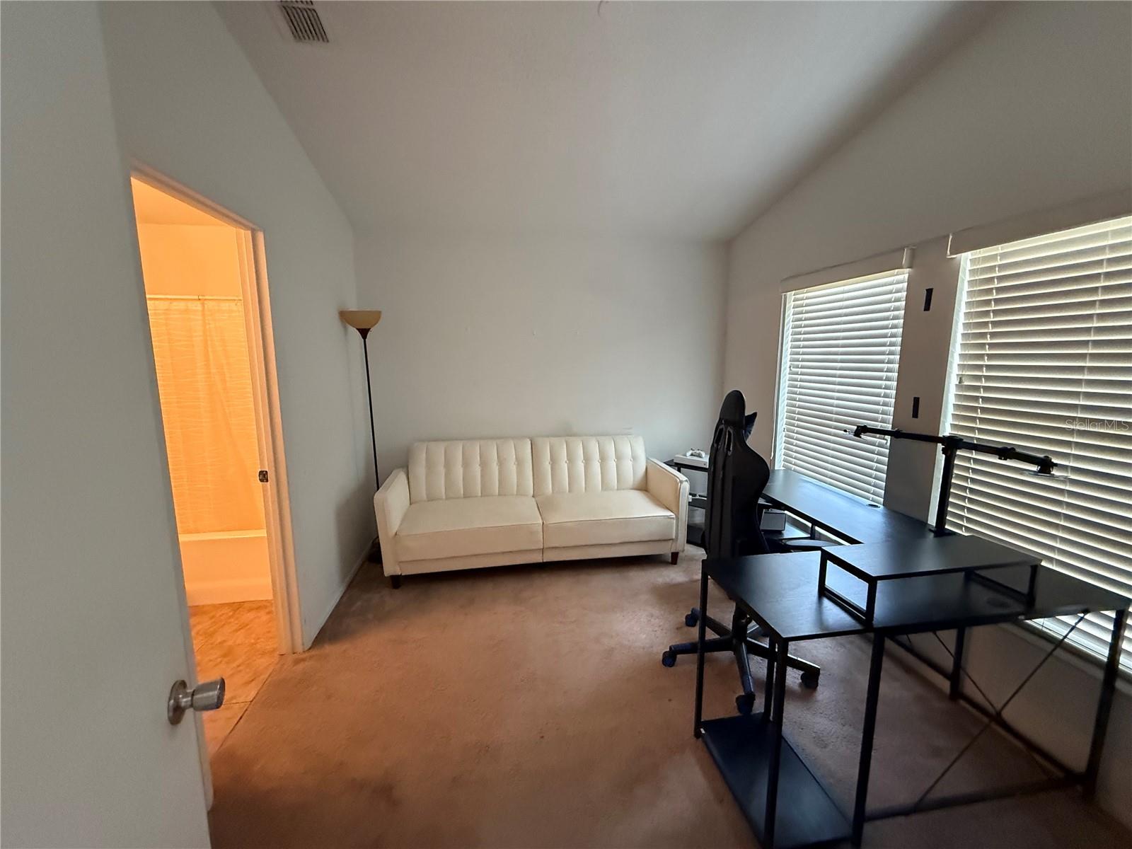 HAMPTON ESTATES - Residential