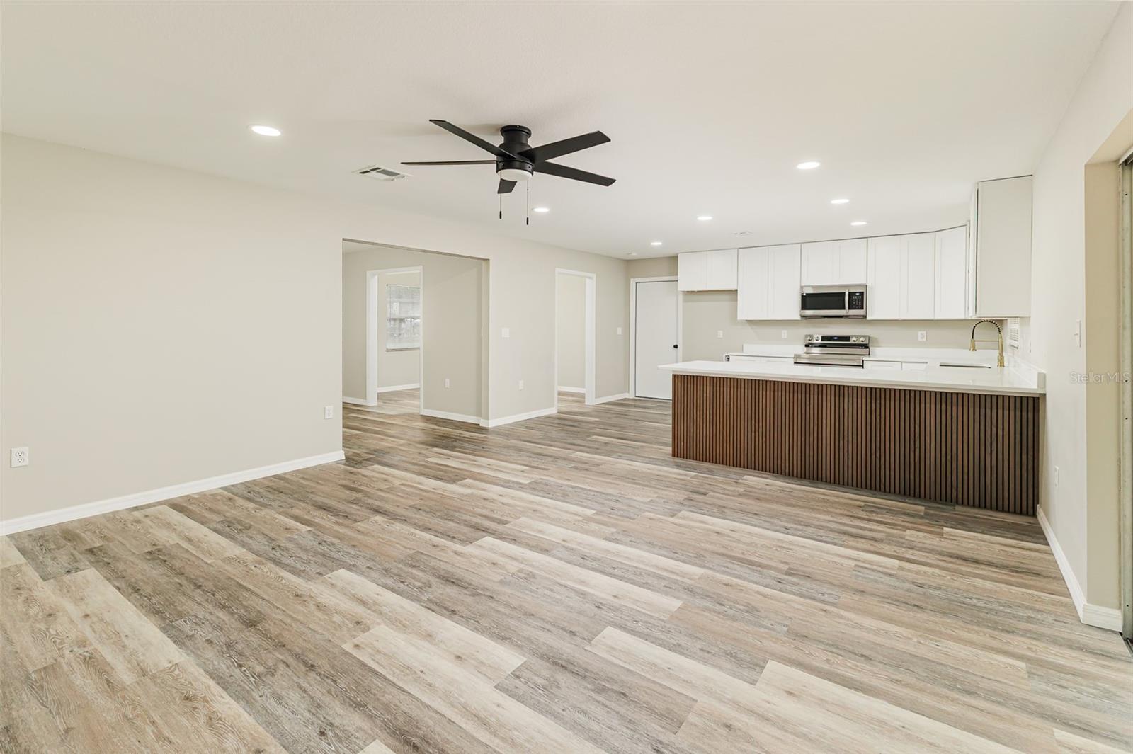 LK DEESON ESTATES - Residential