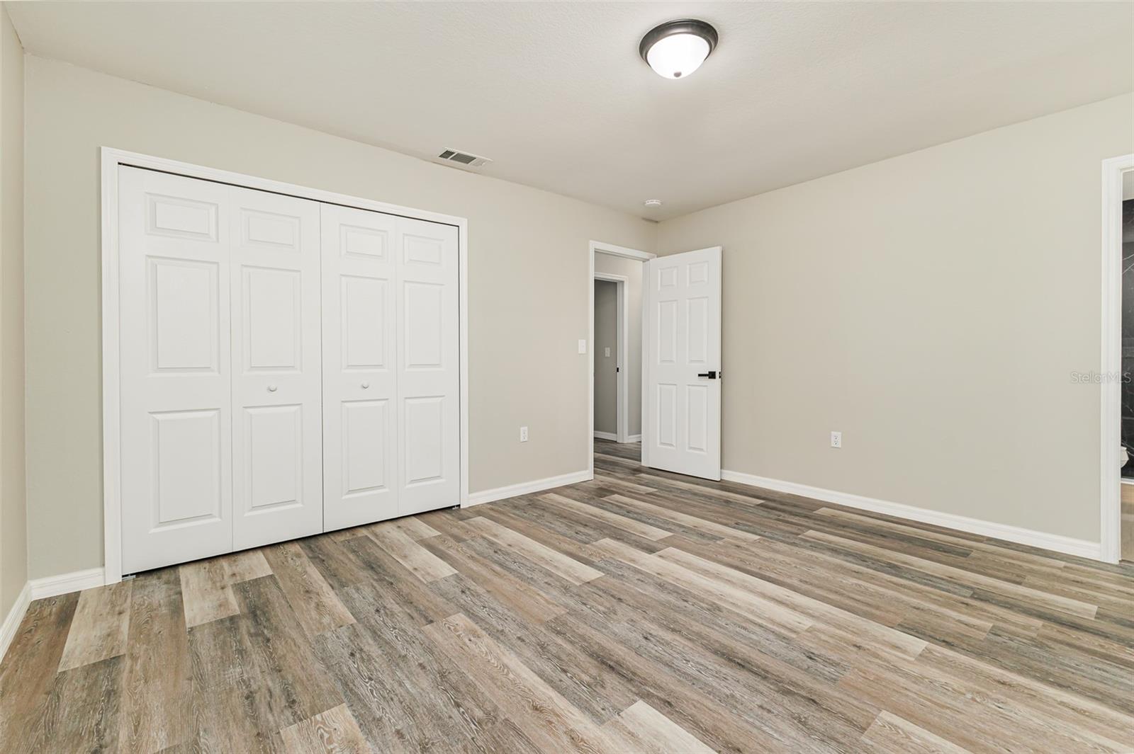 LK DEESON ESTATES - Residential