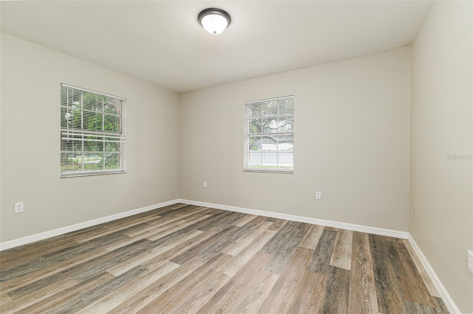 LK DEESON ESTATES - Residential