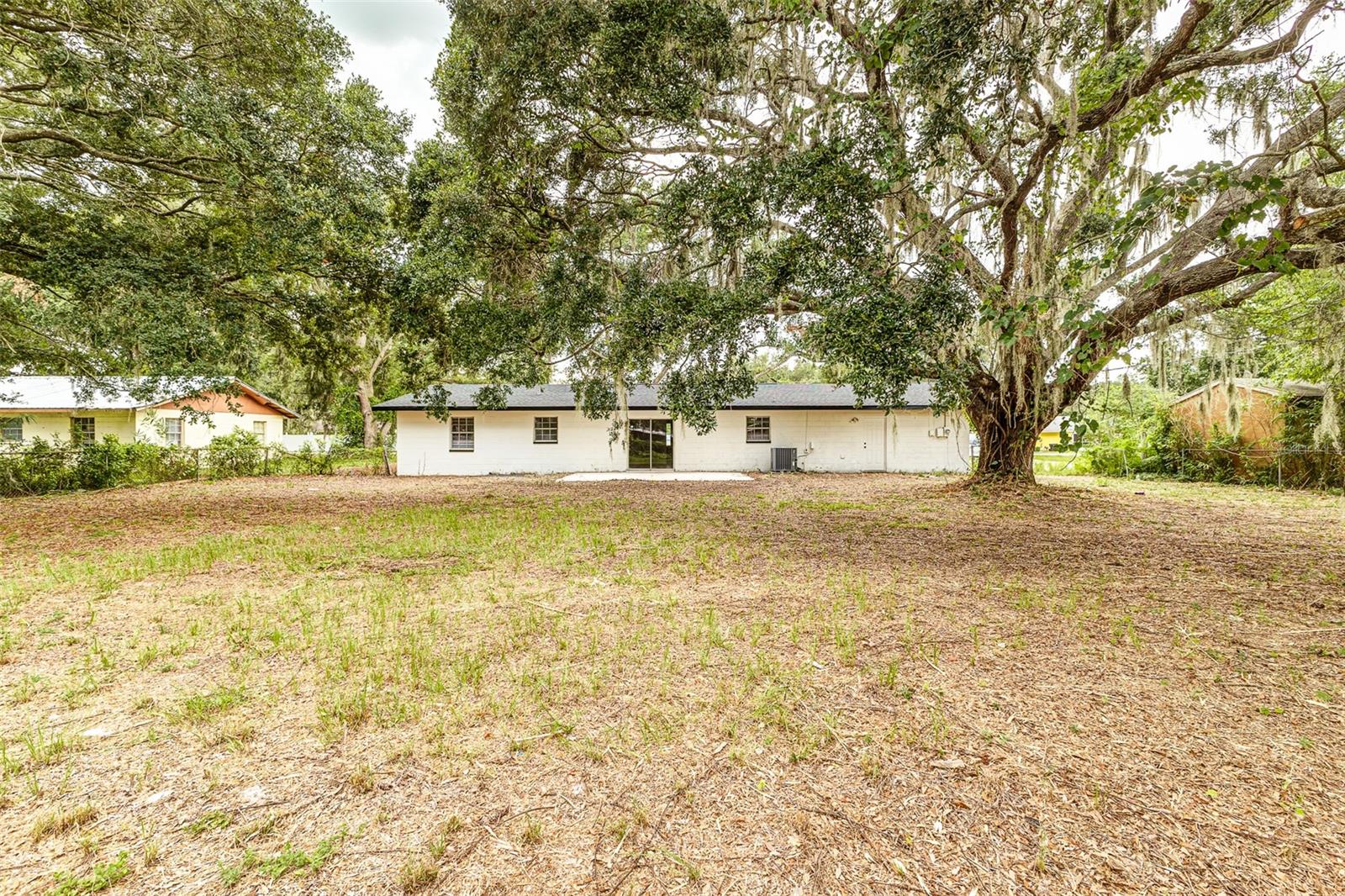 LK DEESON ESTATES - Residential
